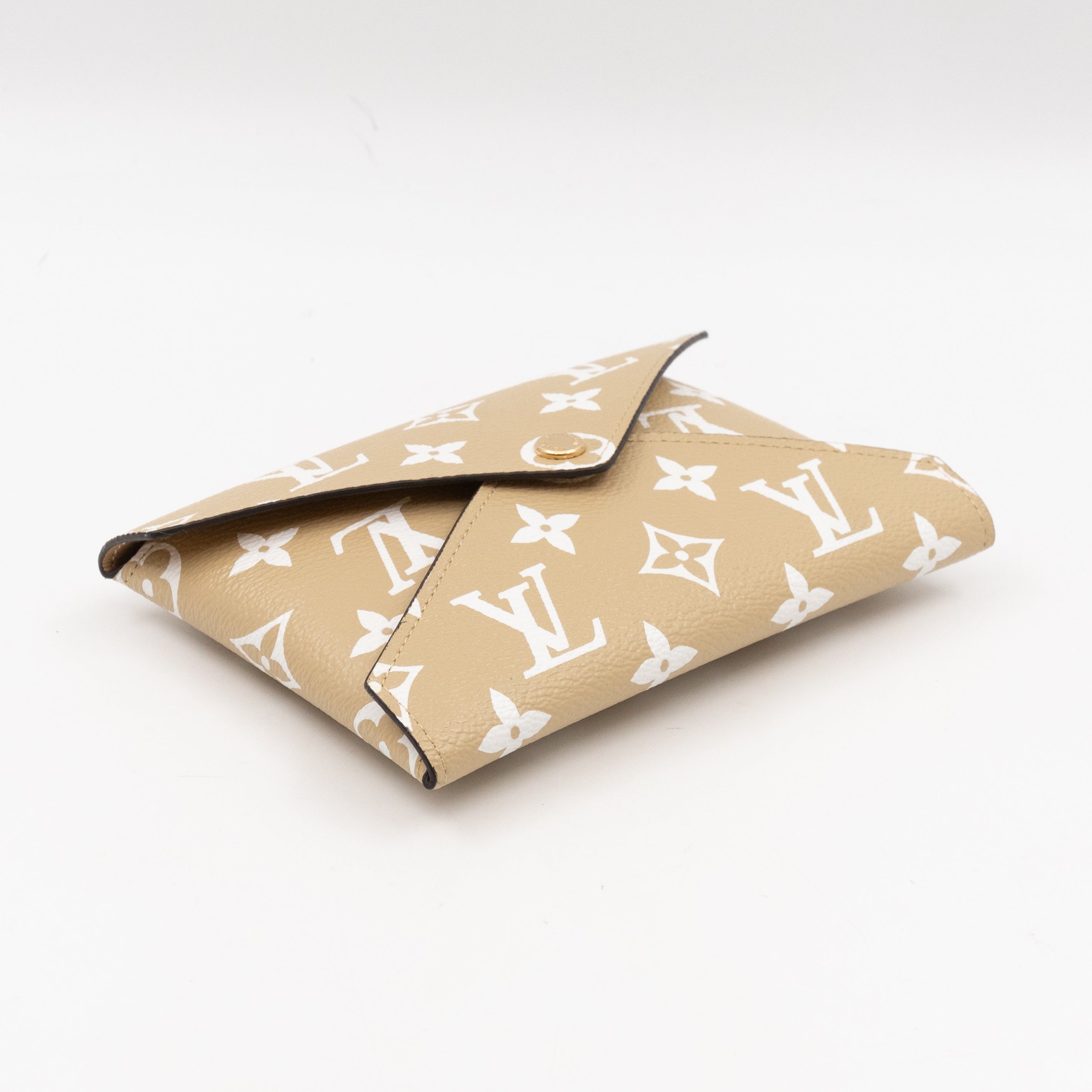 Kirigami Pochette Medium Beige White Monogram