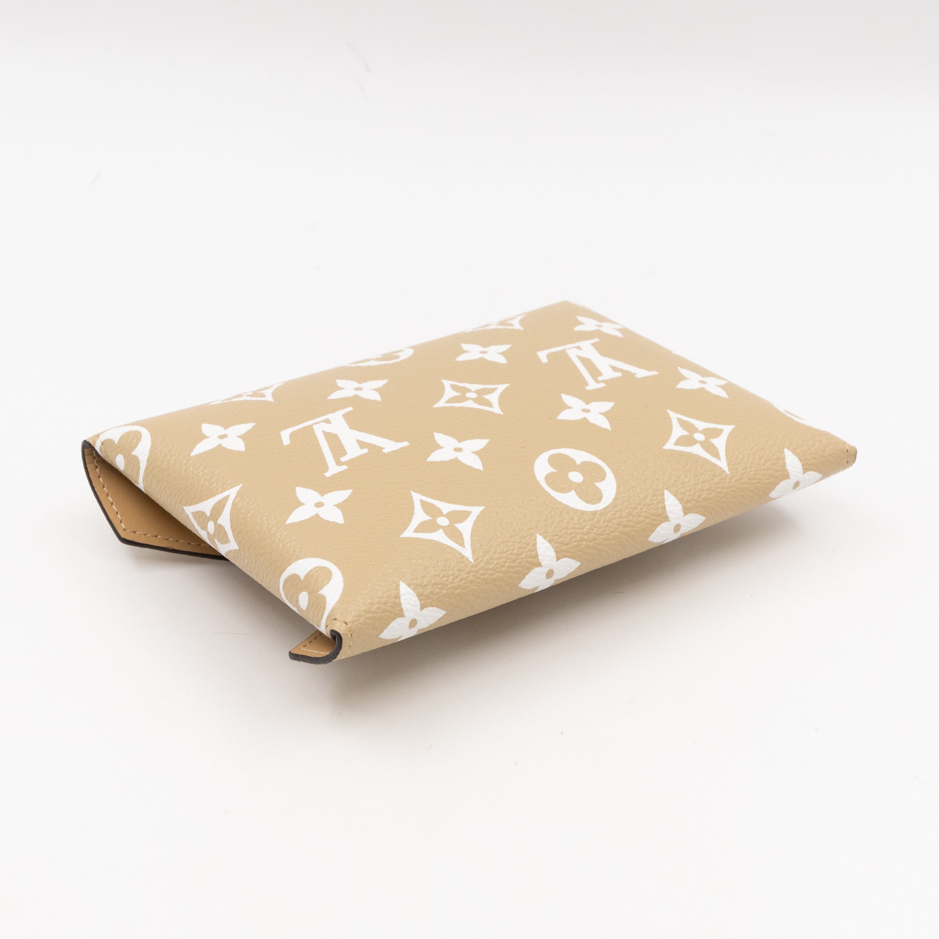 Kirigami Pochette Medium Beige White Monogram