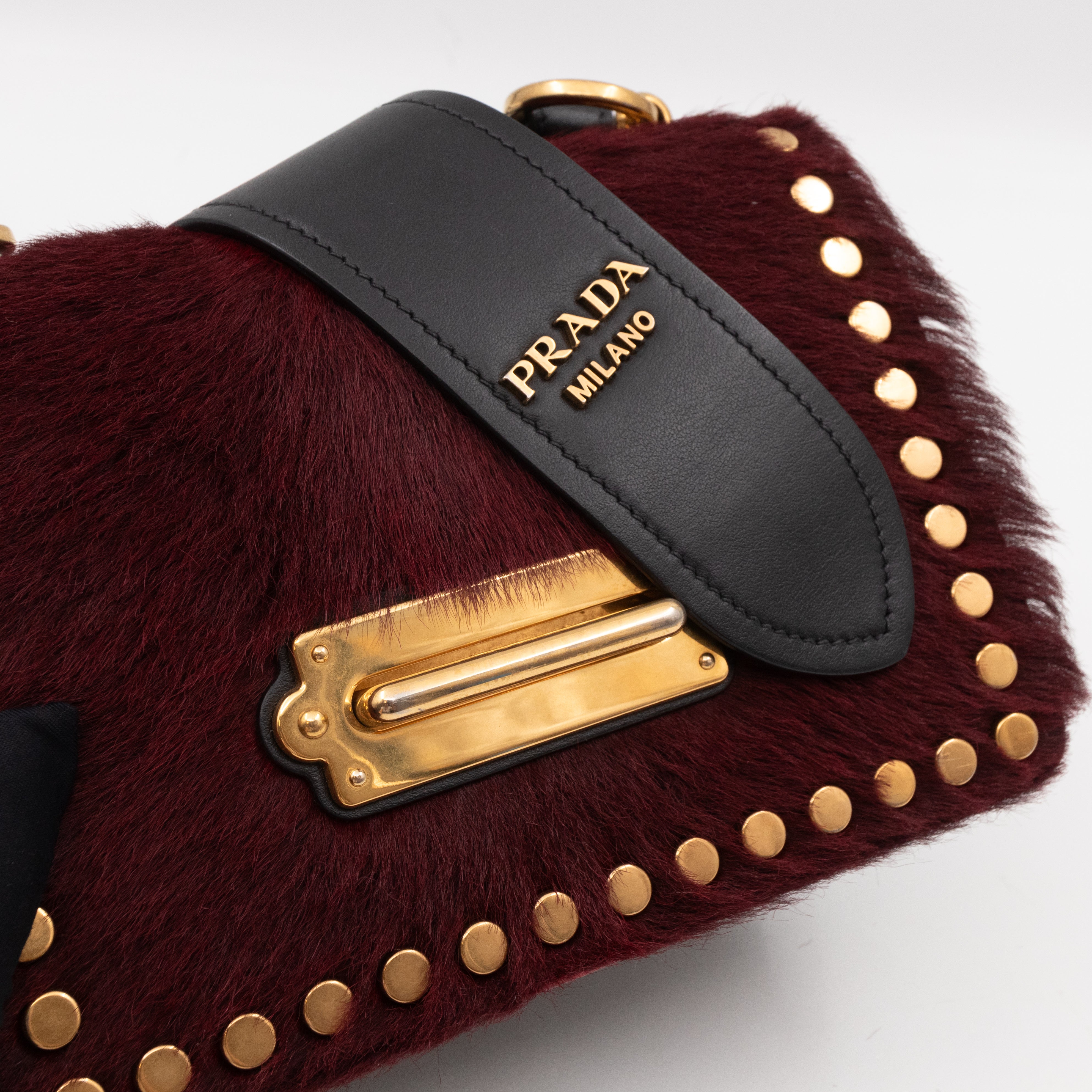 Cahier Calf Hair Calfskin Granato Black & Gold