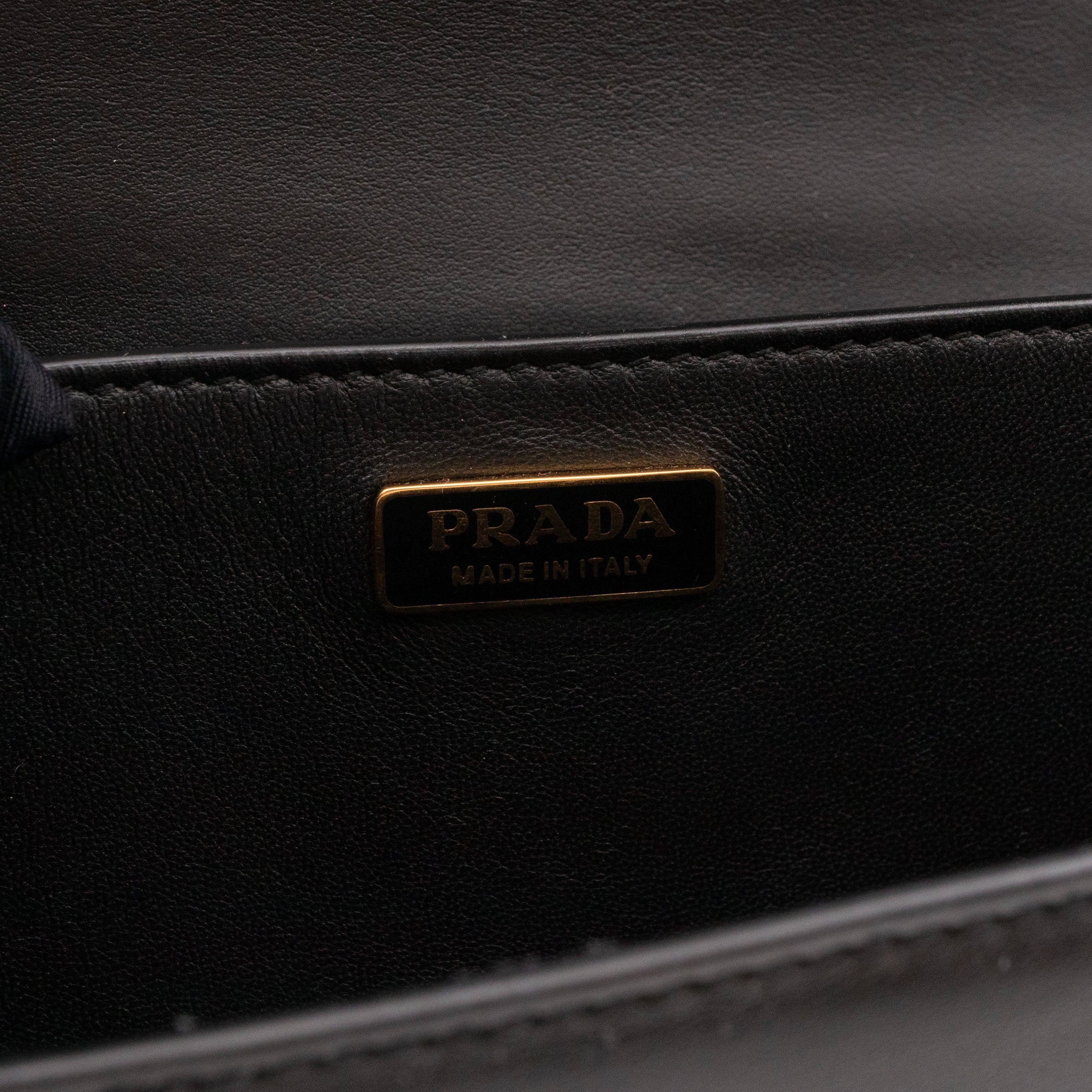 Cahier Calf Hair Calfskin Granato Black & Gold