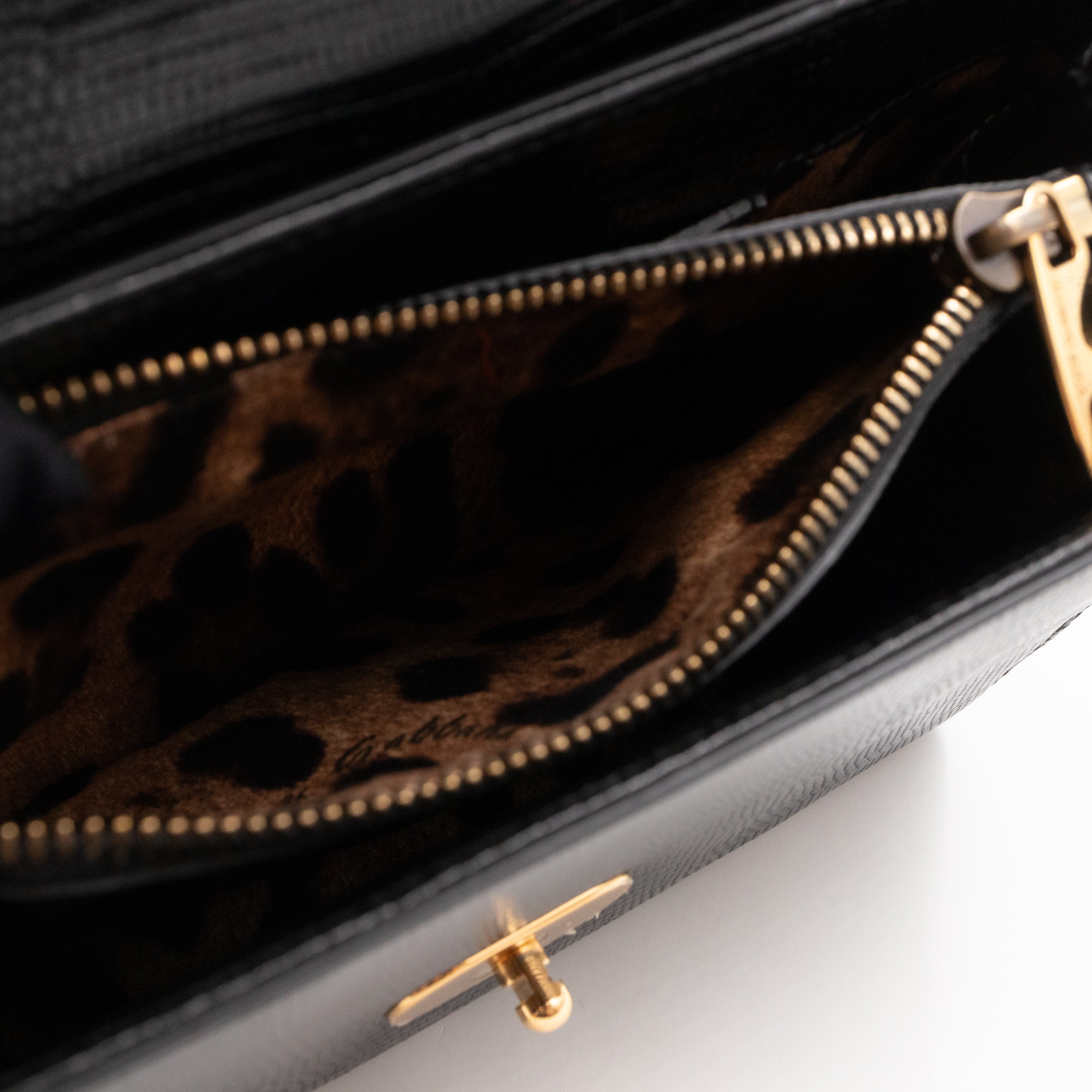 Welcome Shoulder Bag Black Lizard Embossed Leather