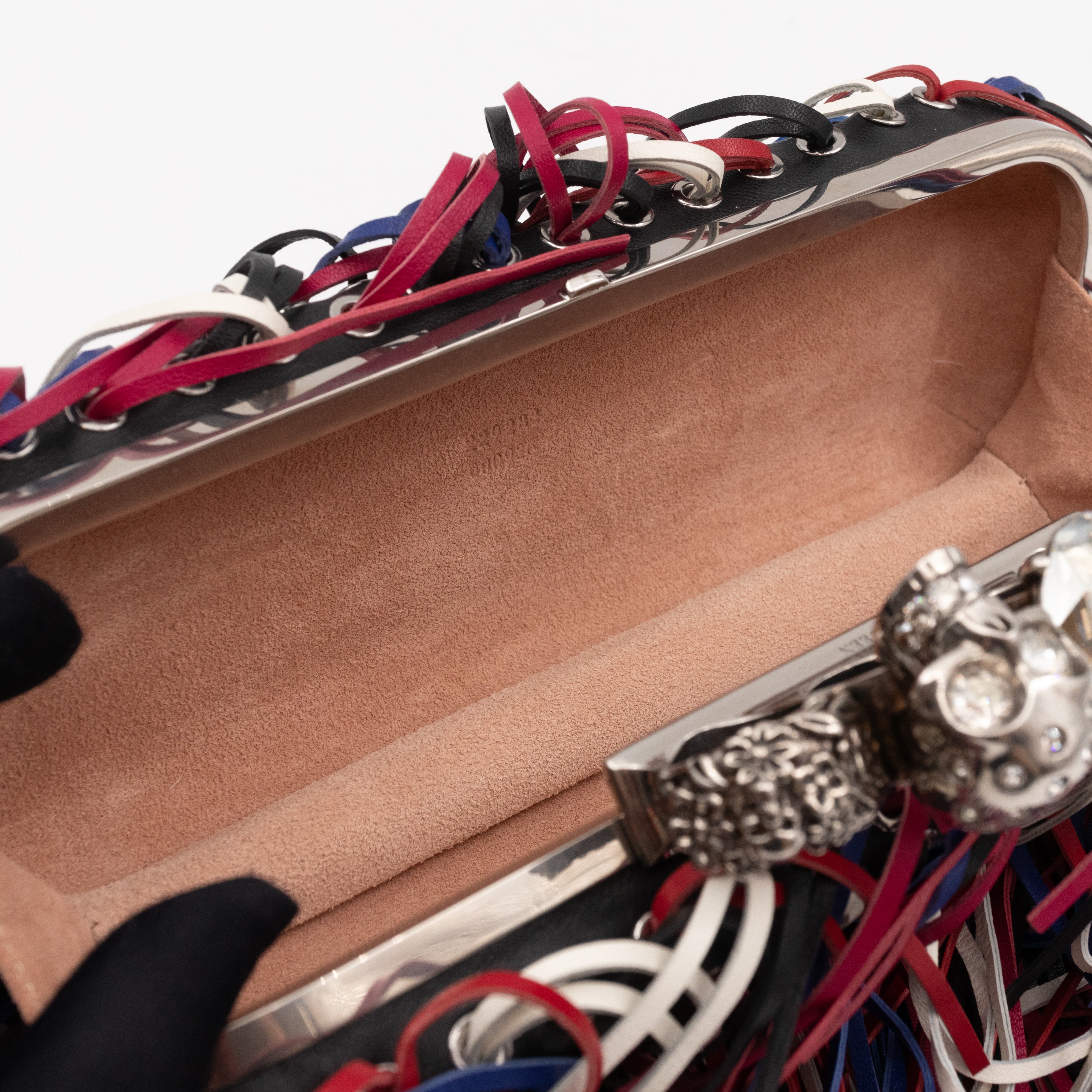 Long Skull Knuckle Clutch Fringed Four-ring