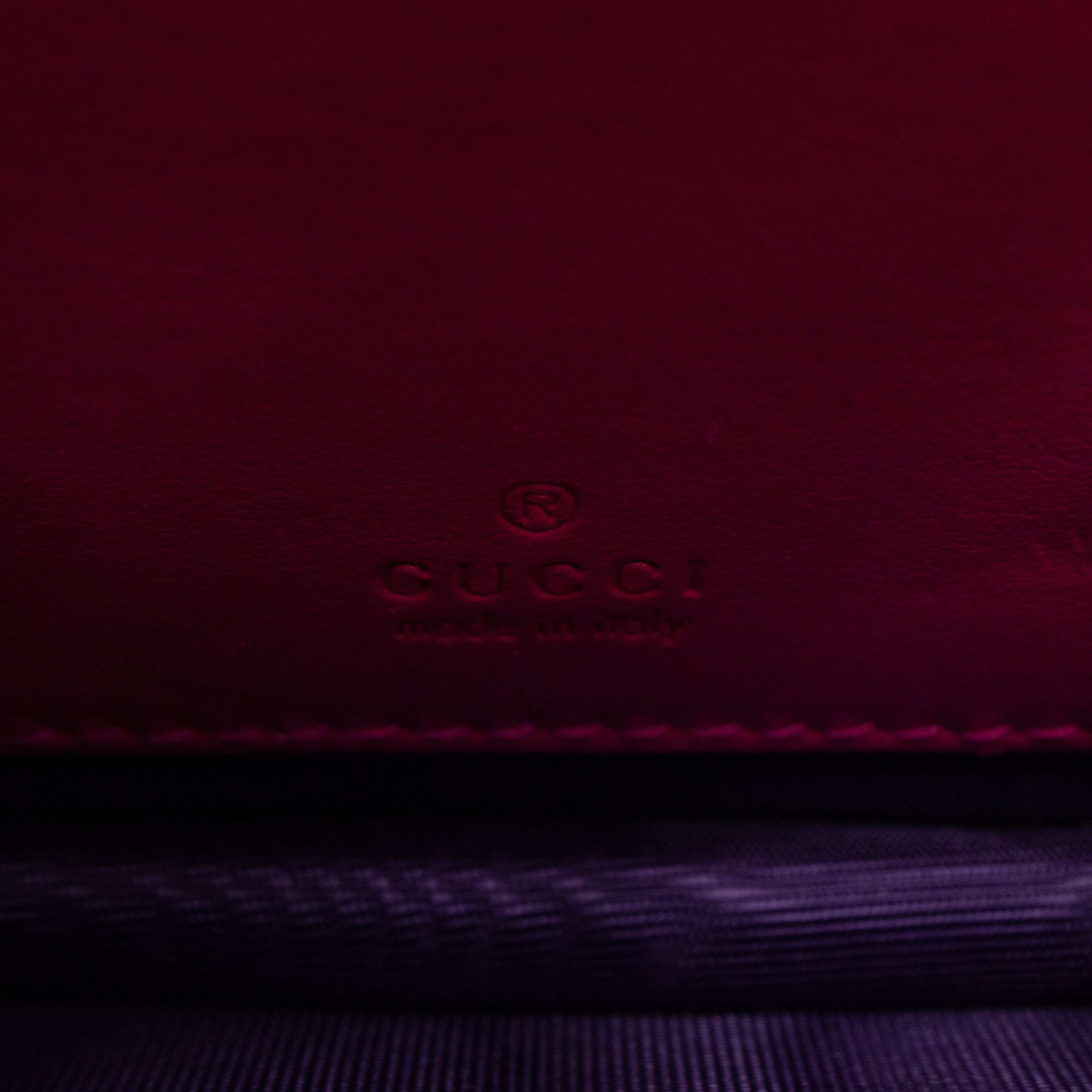 GG Marmont Matelasse Mini Messenger Bag Fuchsia