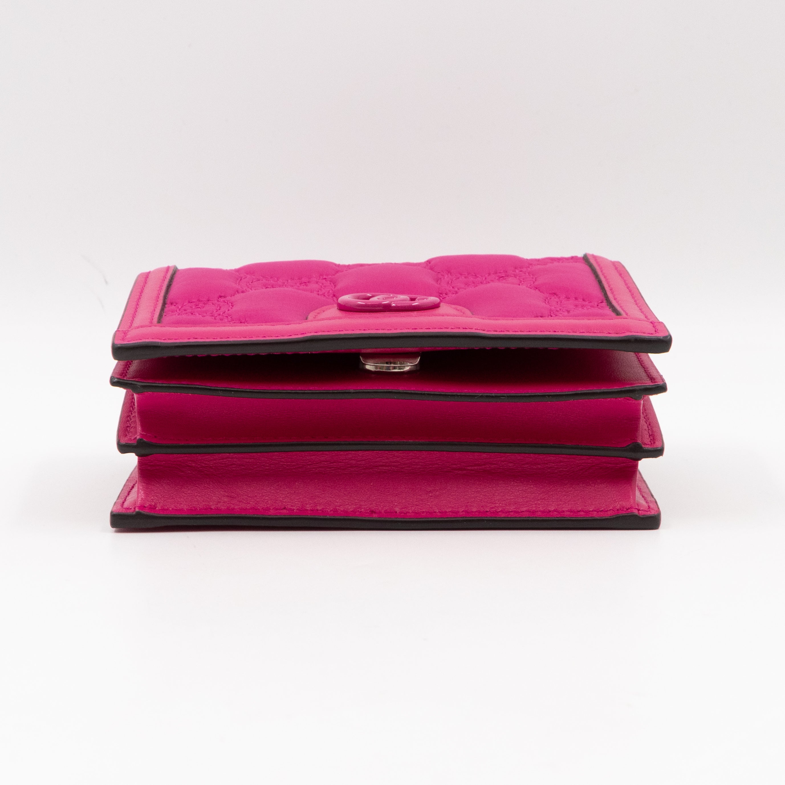 GG Marmont Matelasse Mini Messenger Bag Fuchsia