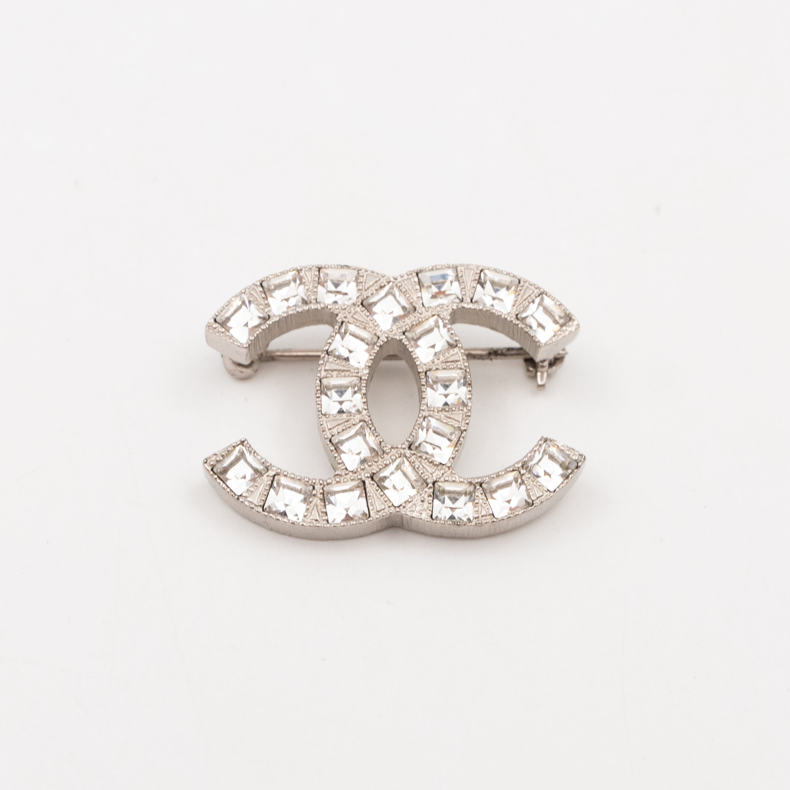 CC Brooch Crystal Silver