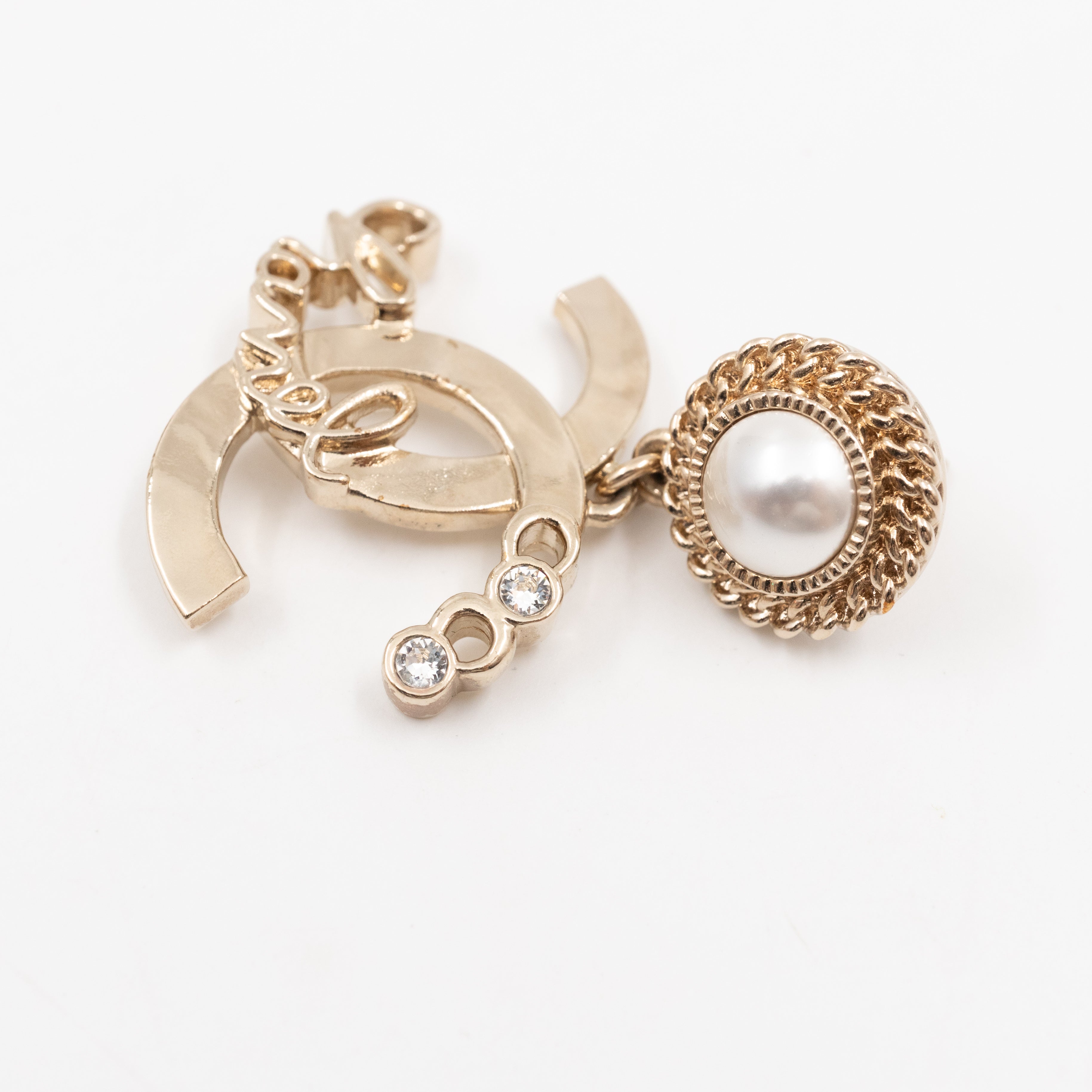 Coco Script CC Drop Pearl Cahmpagne Earrings