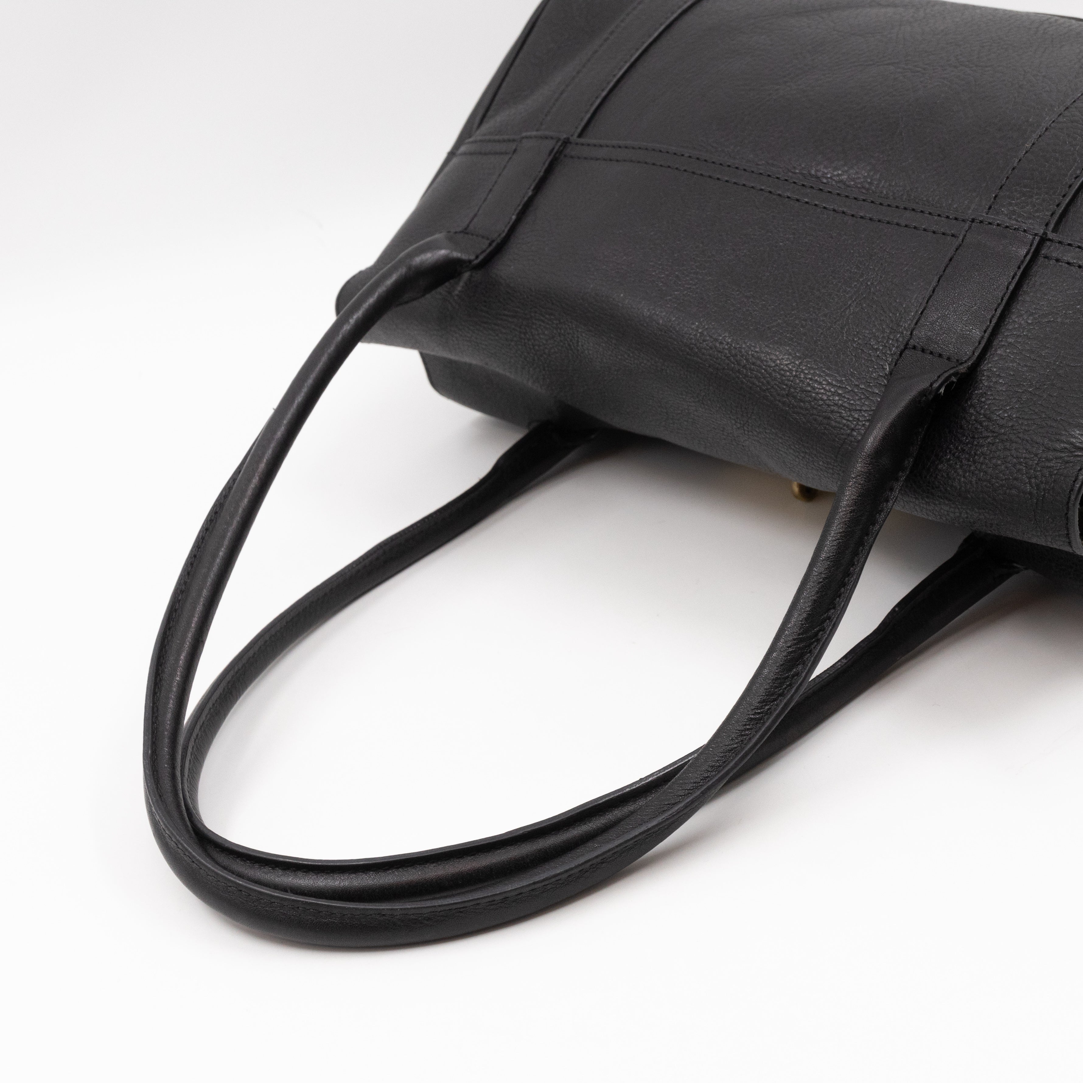 Bayswater East West Black Leather