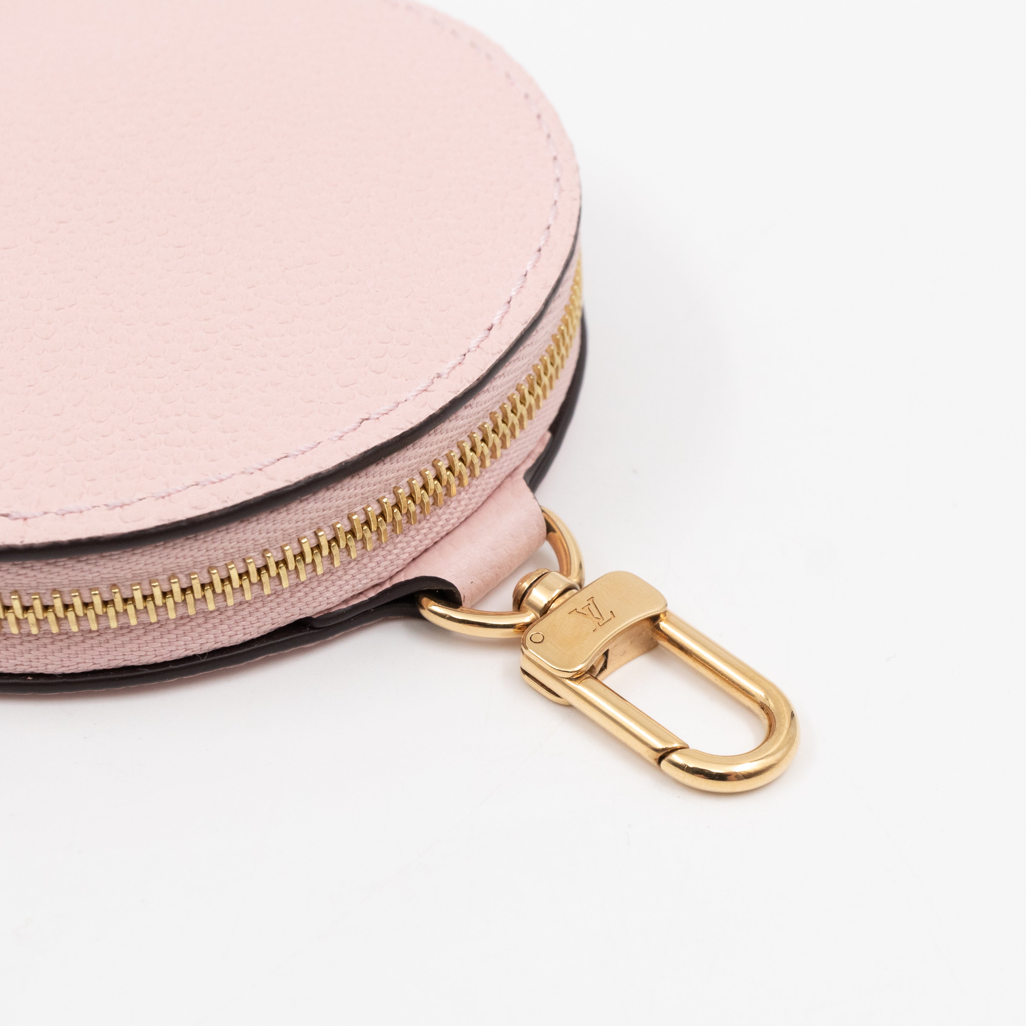 Round Coin Purse Light Pink Leather