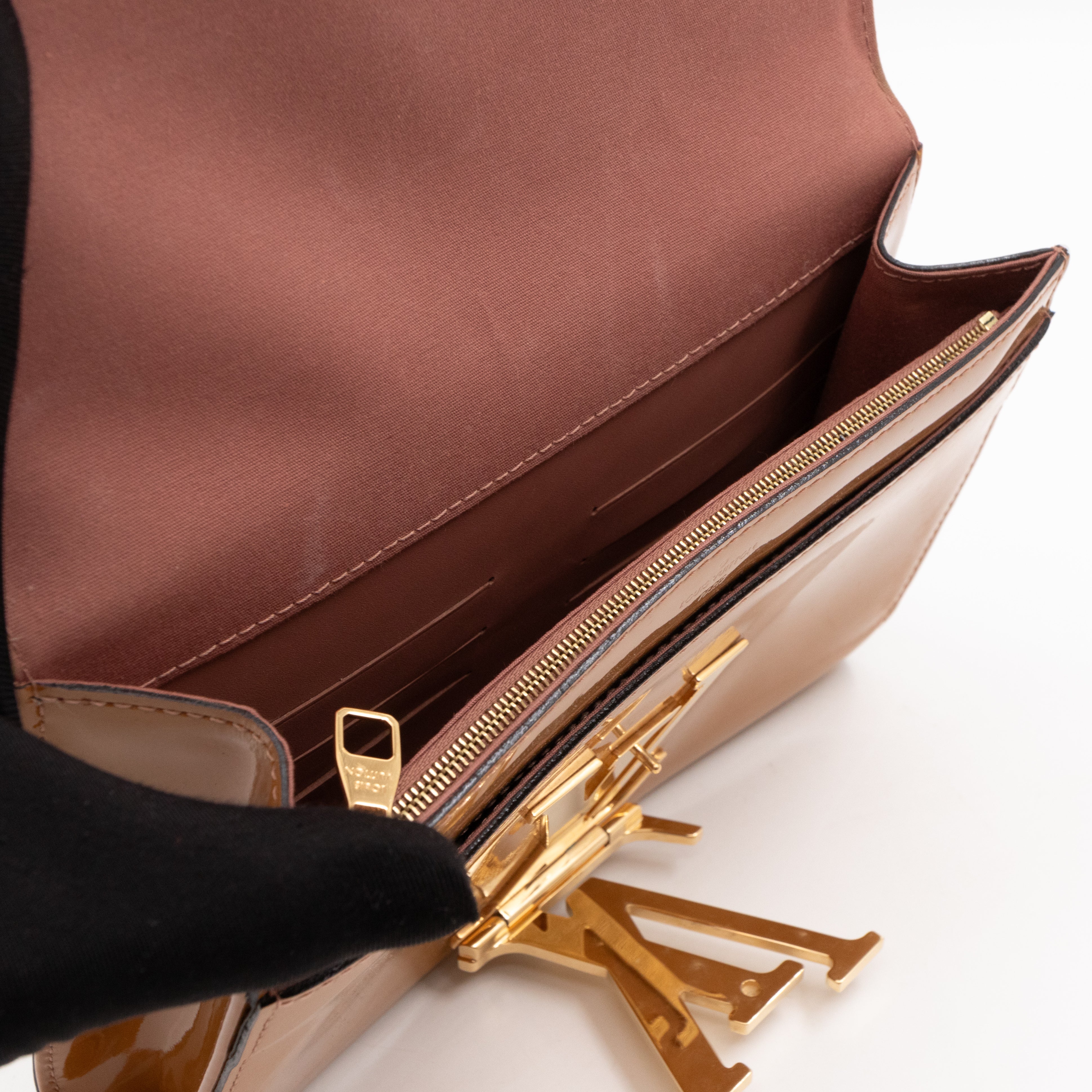 Louise Clutch Beige Vernis Gold