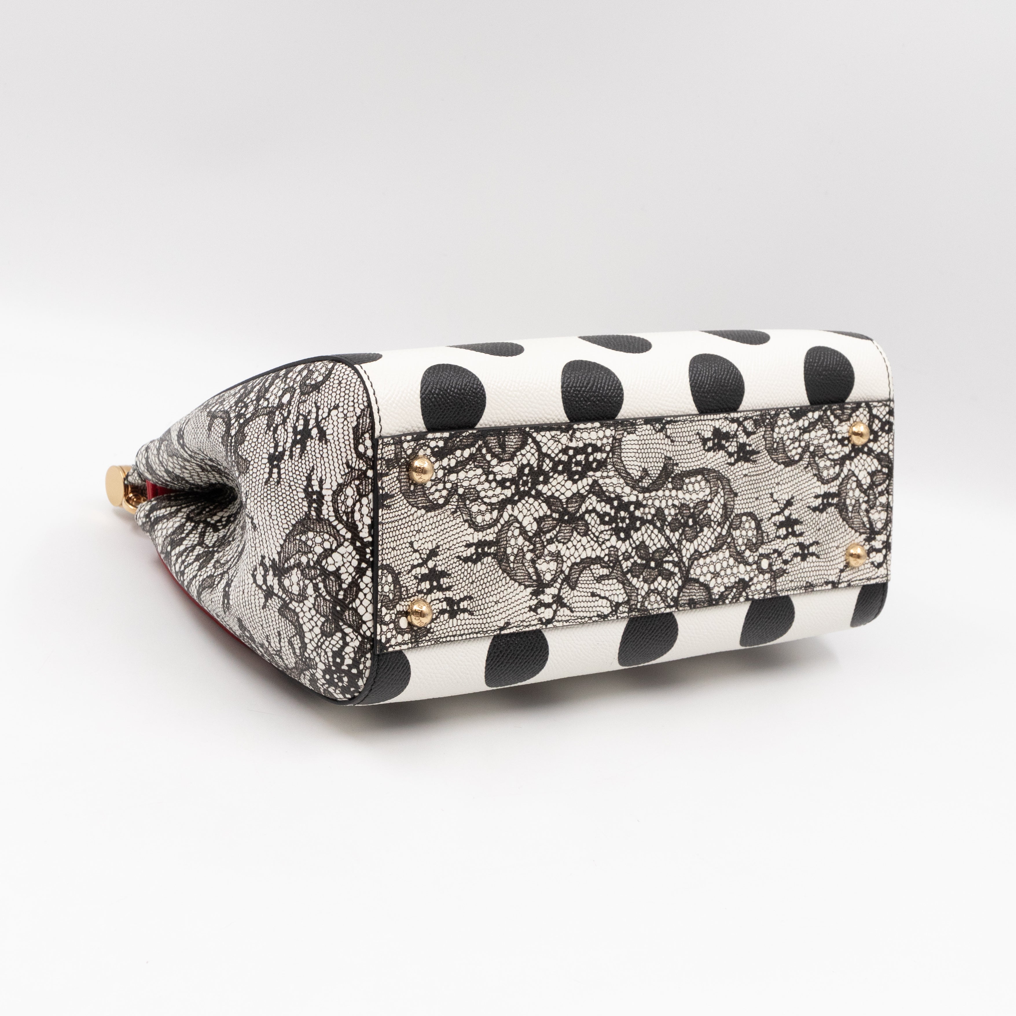 Sicily Laced Embroidery Dauphine Leather
