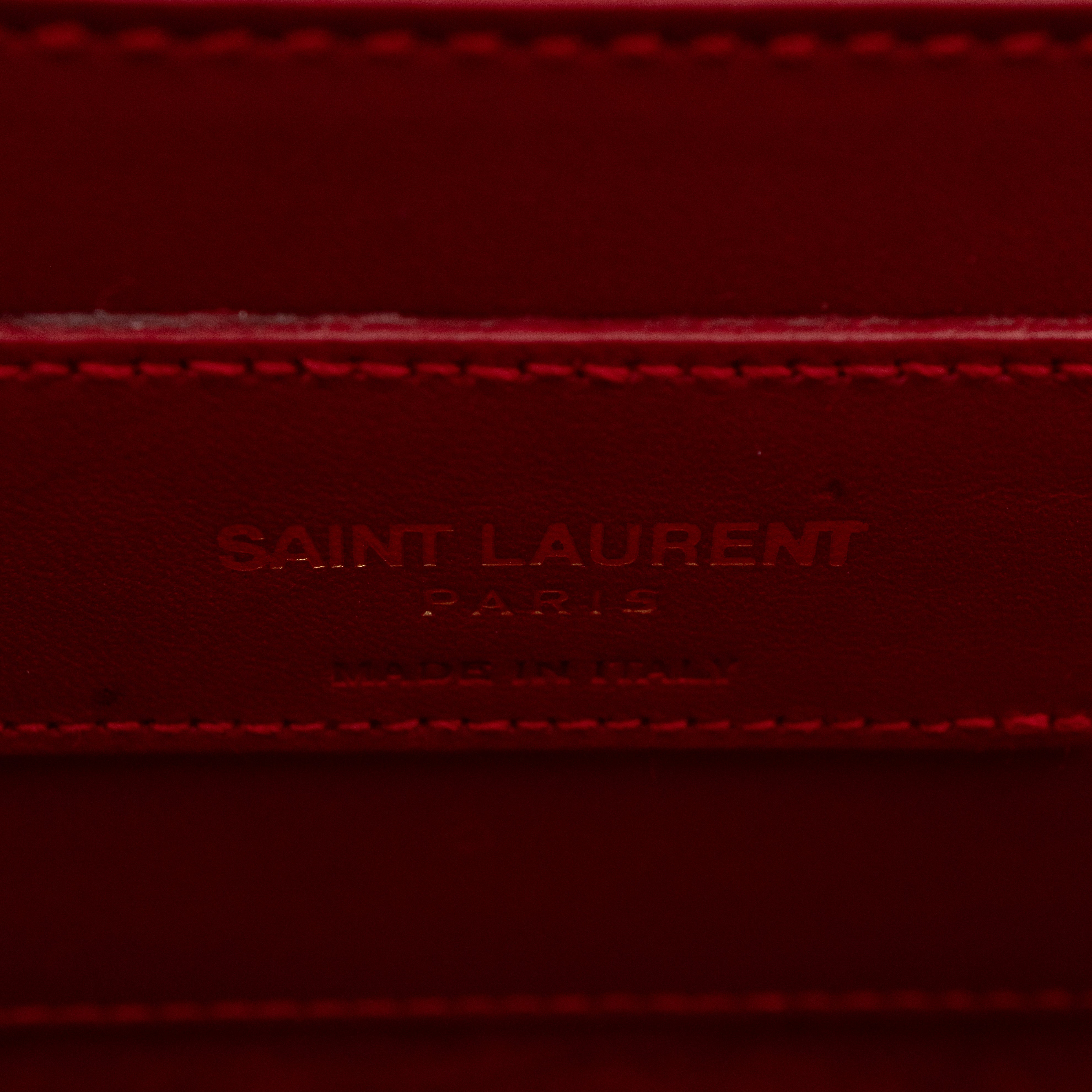 Kate Medium Tassel Red Smooth Leather