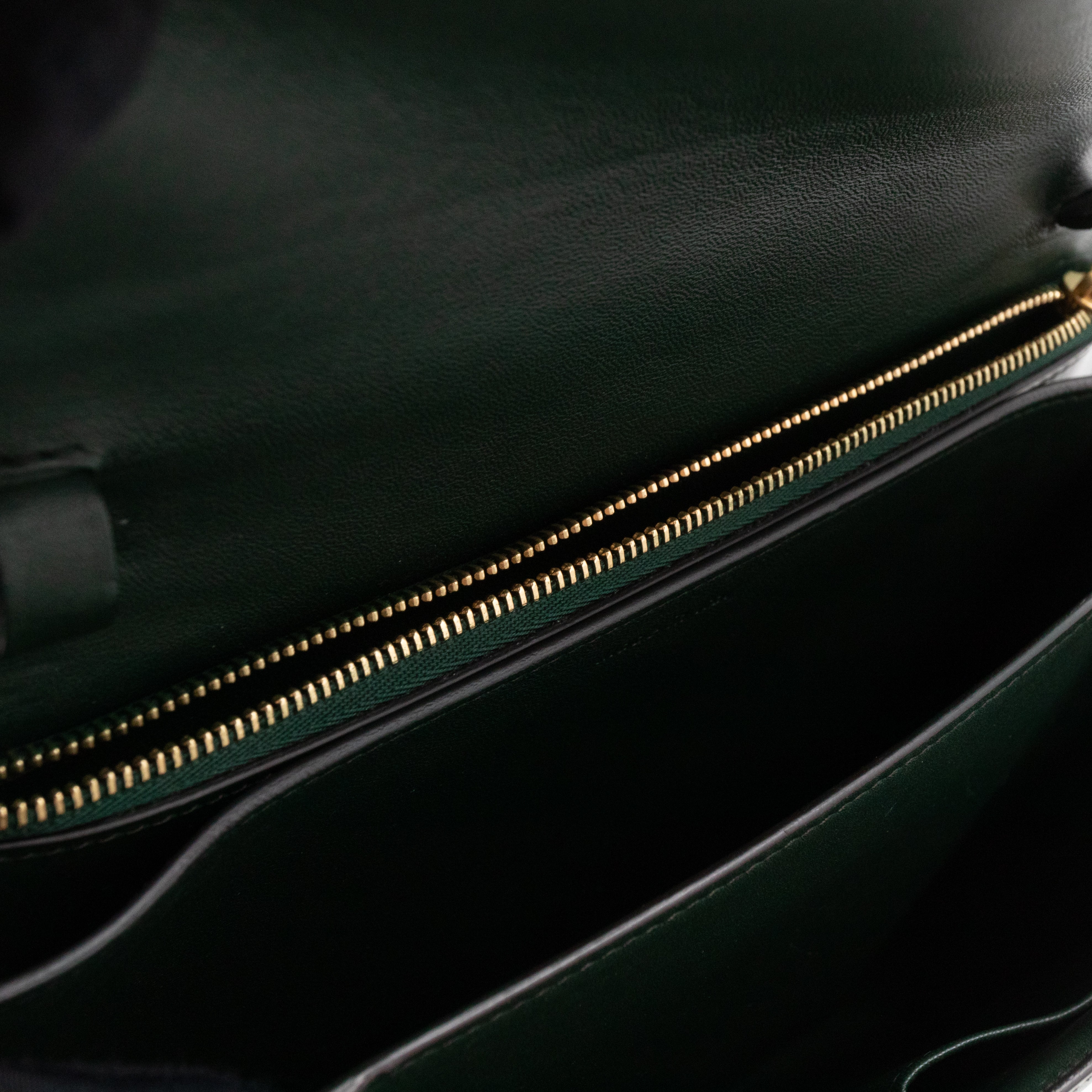 Classic Box Medium Green Leather