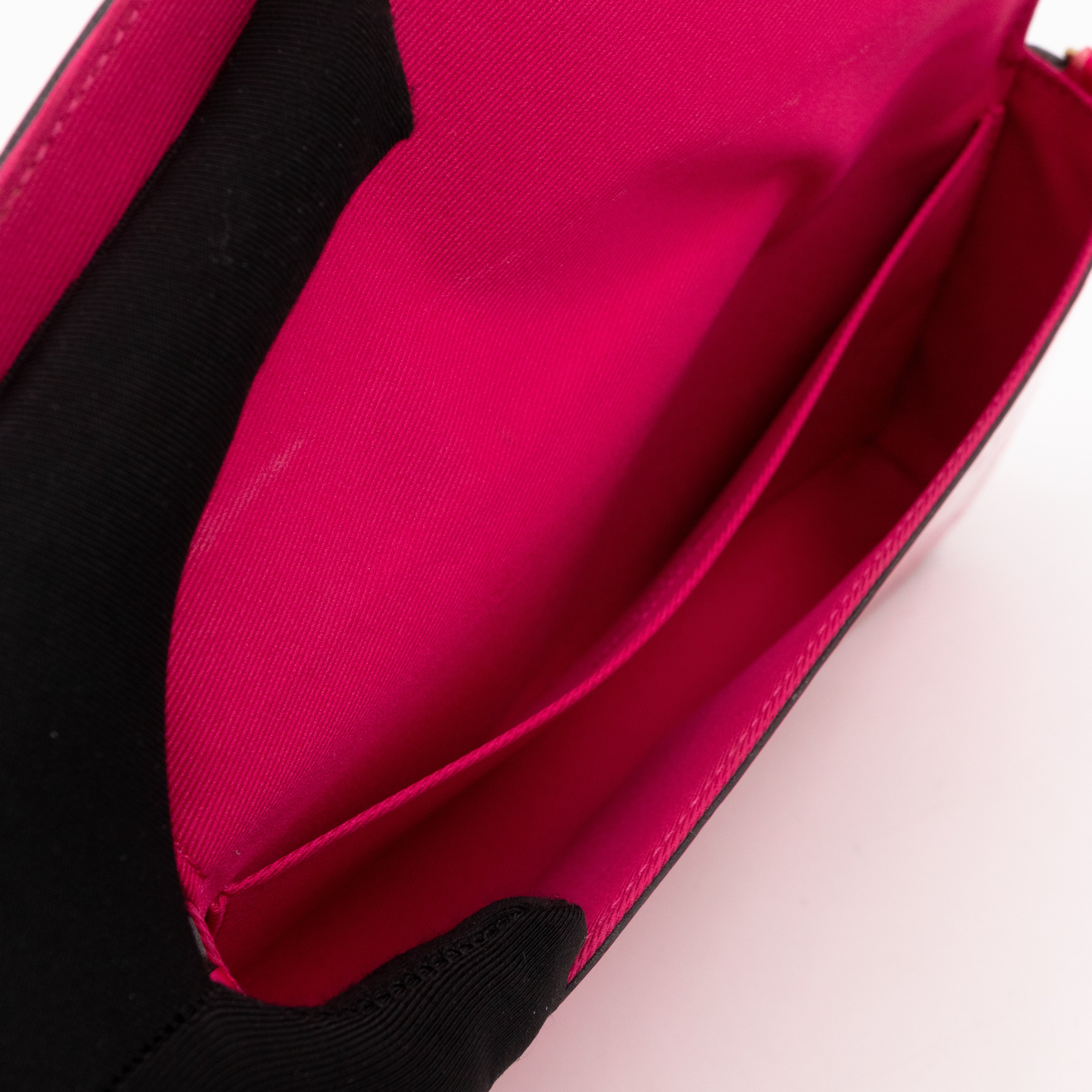 Pochette Felicie Vernis Valentine Fuchsia