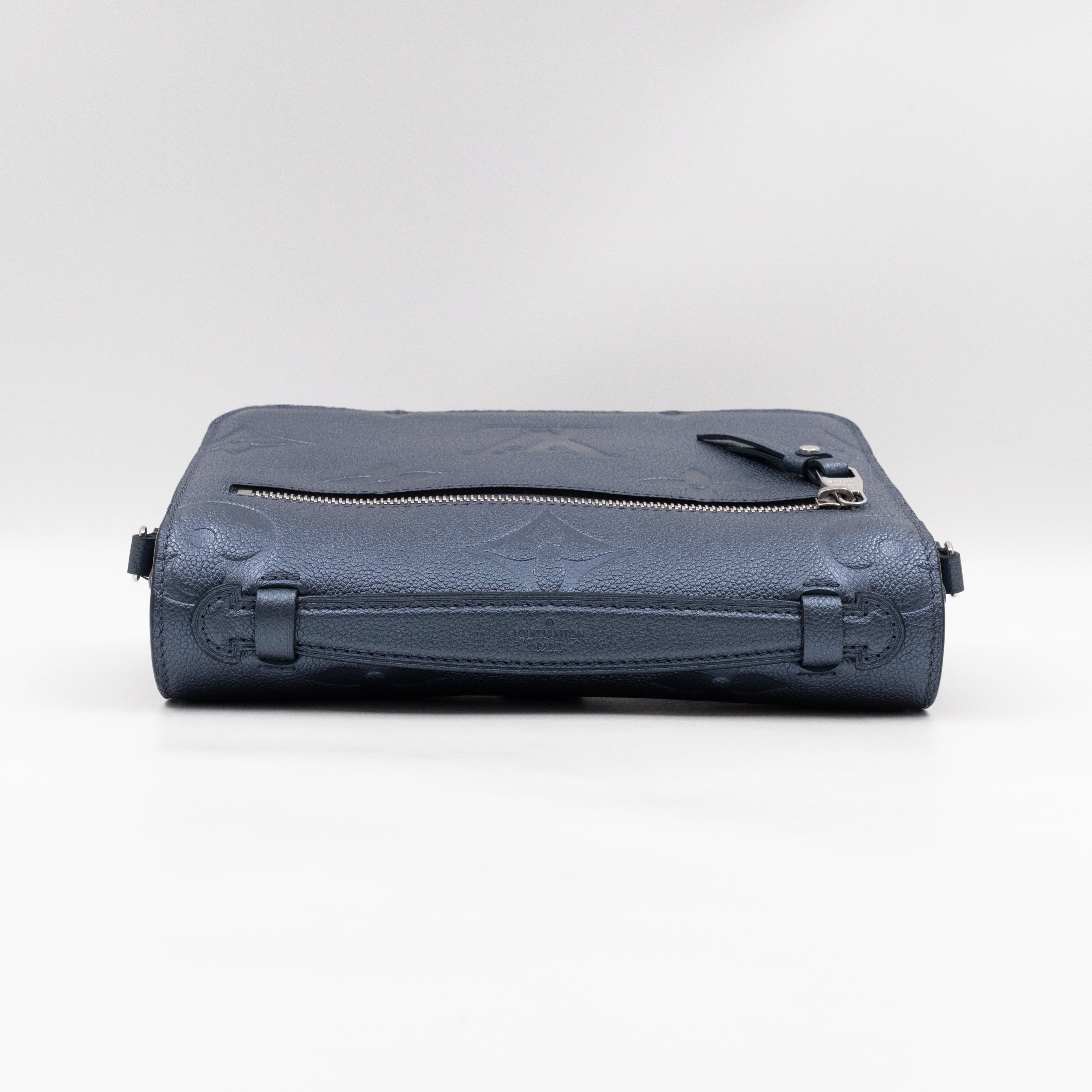 Pochette Metis Giant Empreinte Iridescent Leather