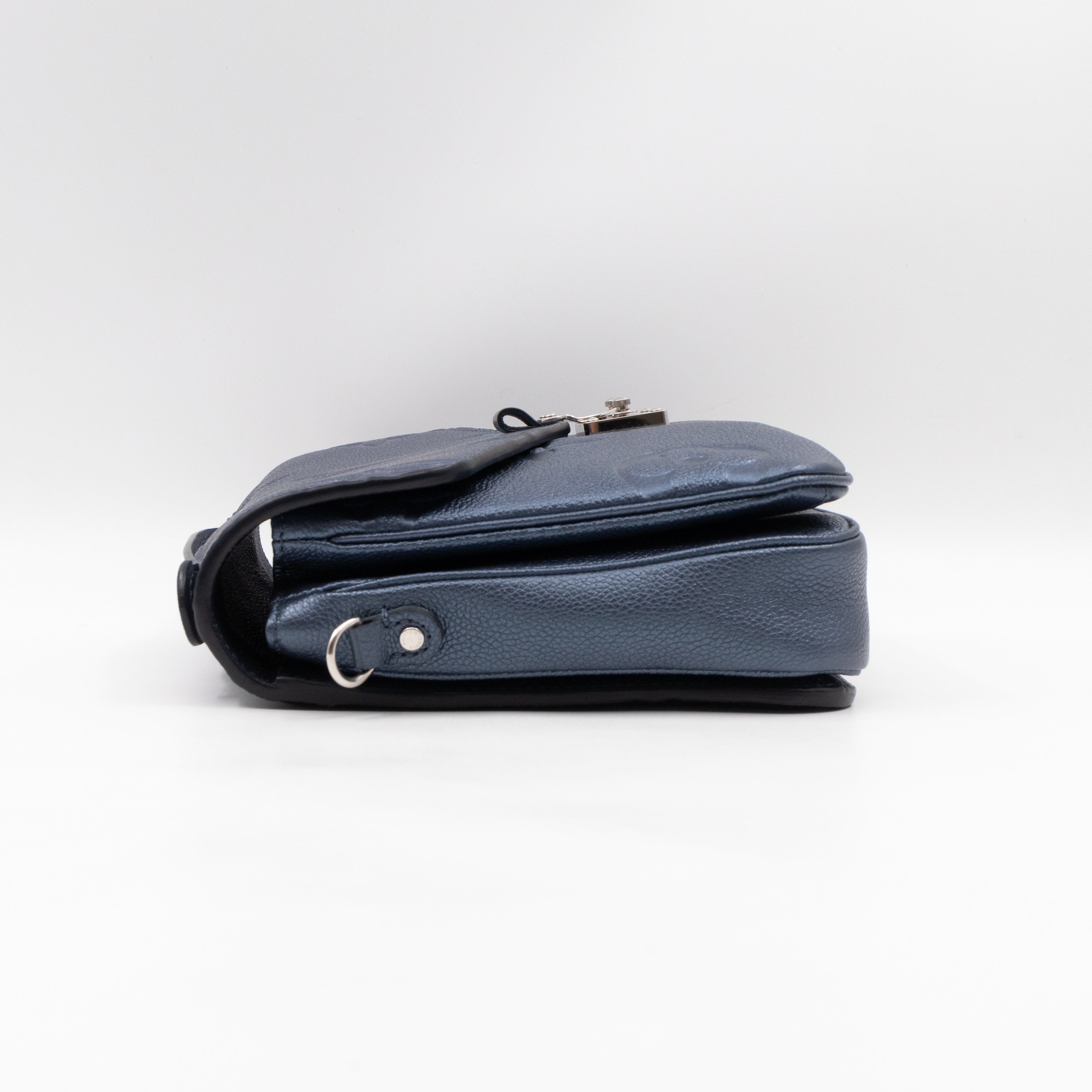 Pochette Metis Giant Empreinte Iridescent Leather