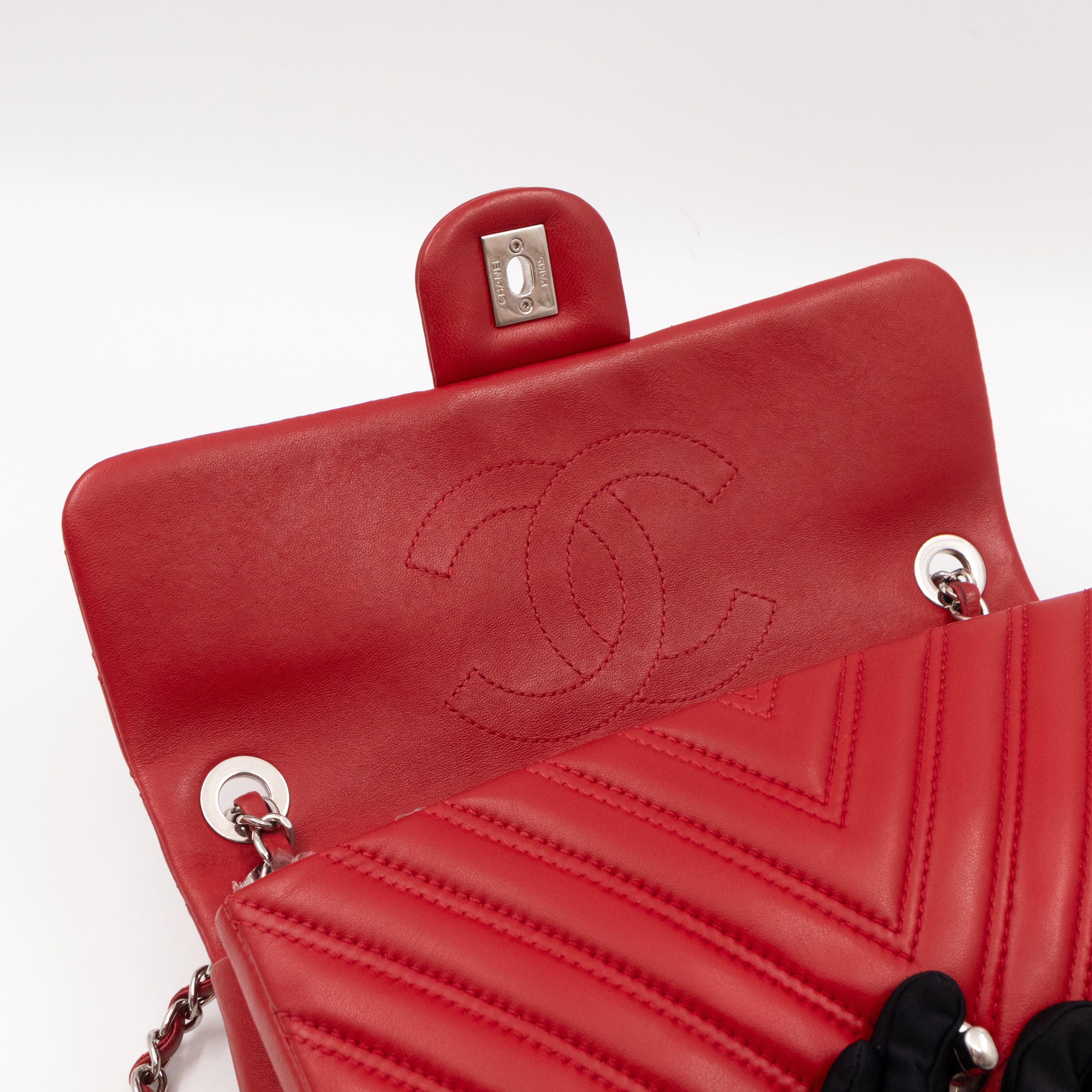 Like A Chevron Classic Single Flap Bag Red Leather