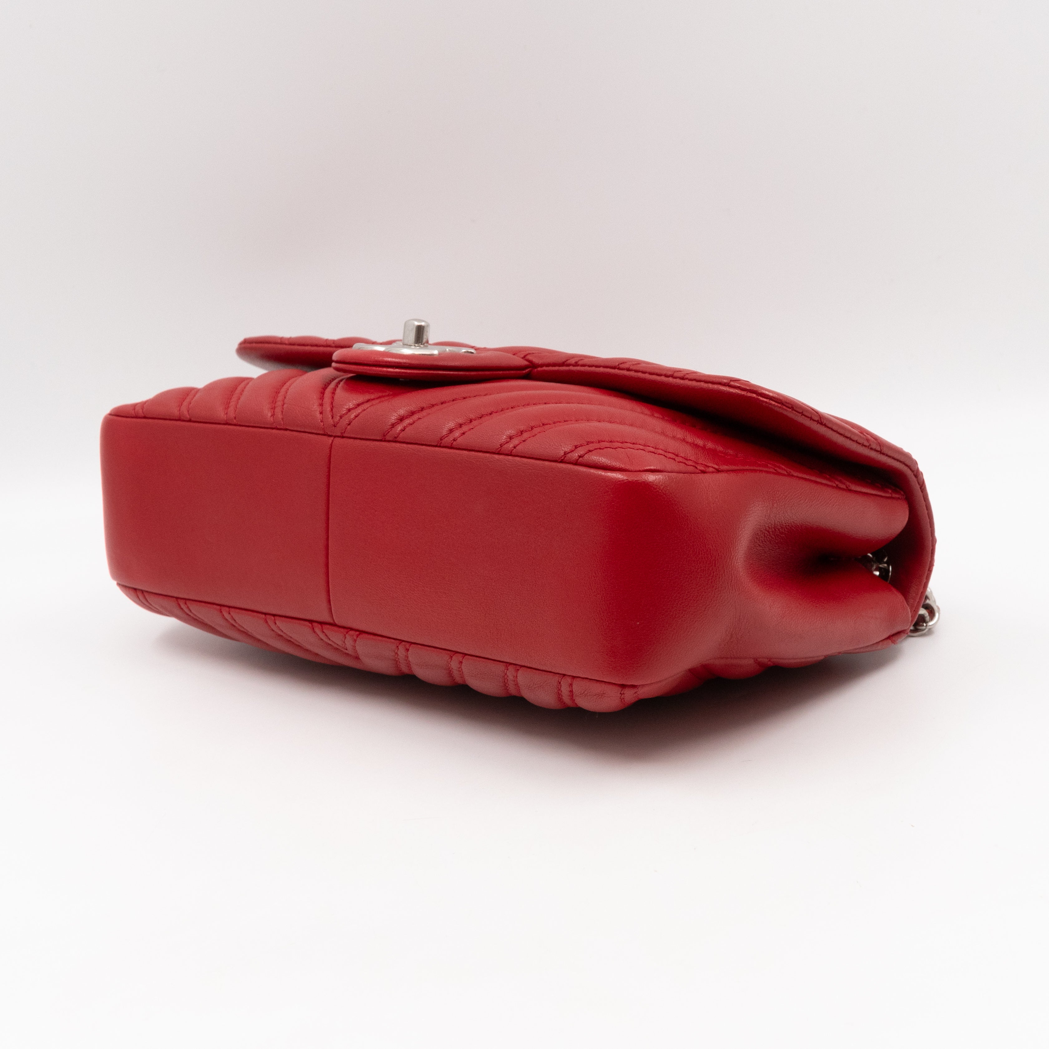 Like A Chevron Classic Single Flap Bag Red Leather