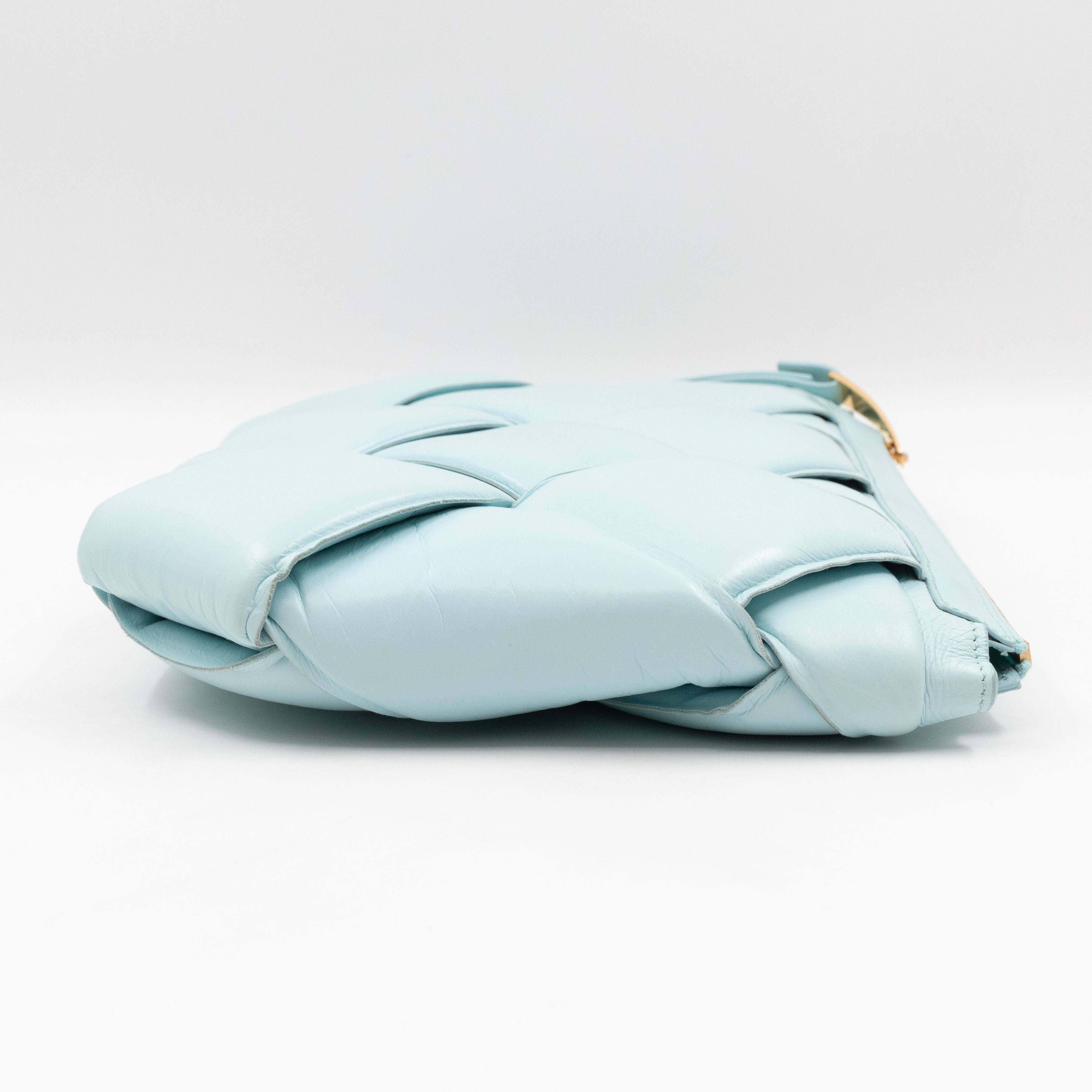 Padded Pouch Clutch Maxi Intrecciato Spearmint Leather