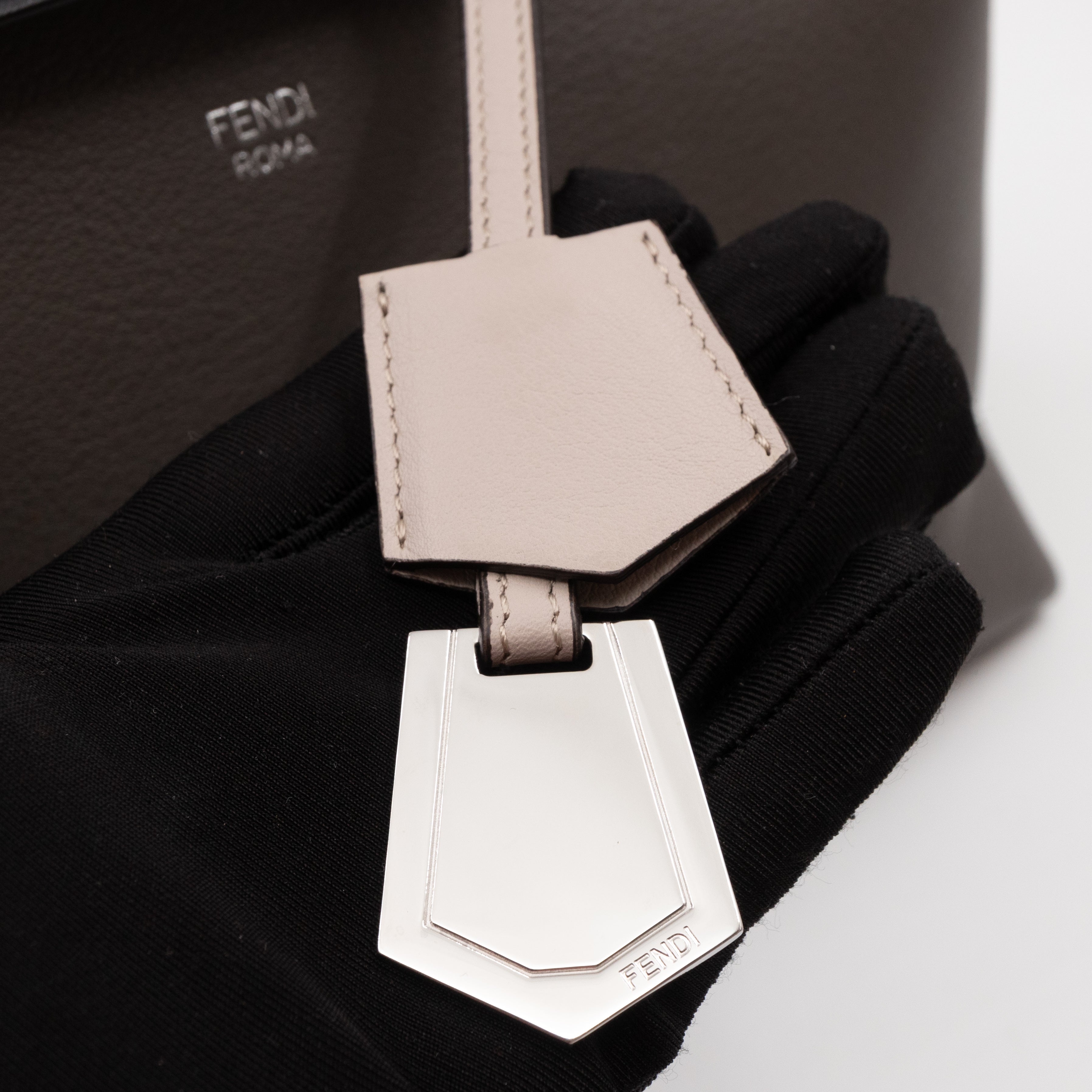 By The Way Medium Carbone Leather