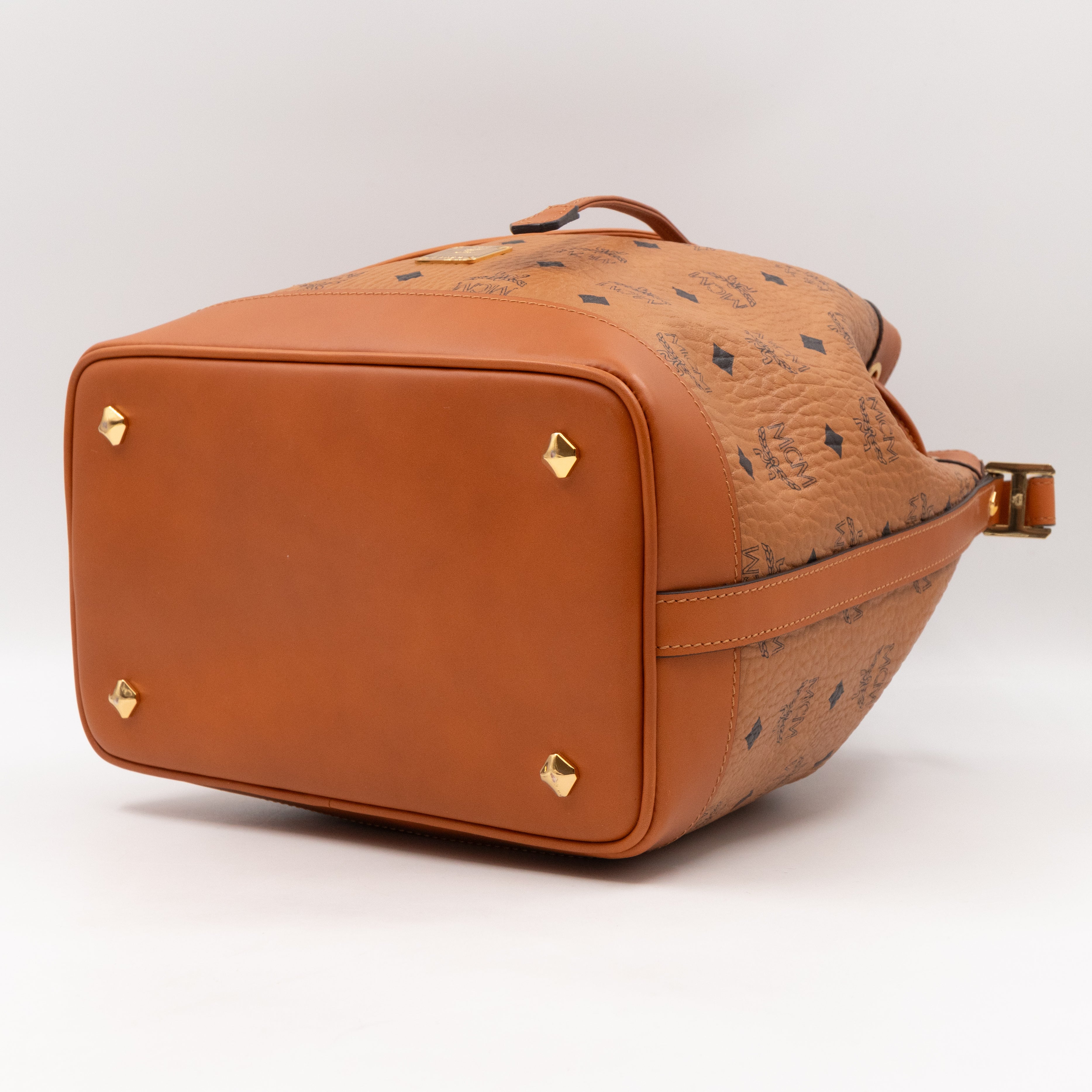 Heritage Petit Drawstring Bucket Bag Visetos Cognac