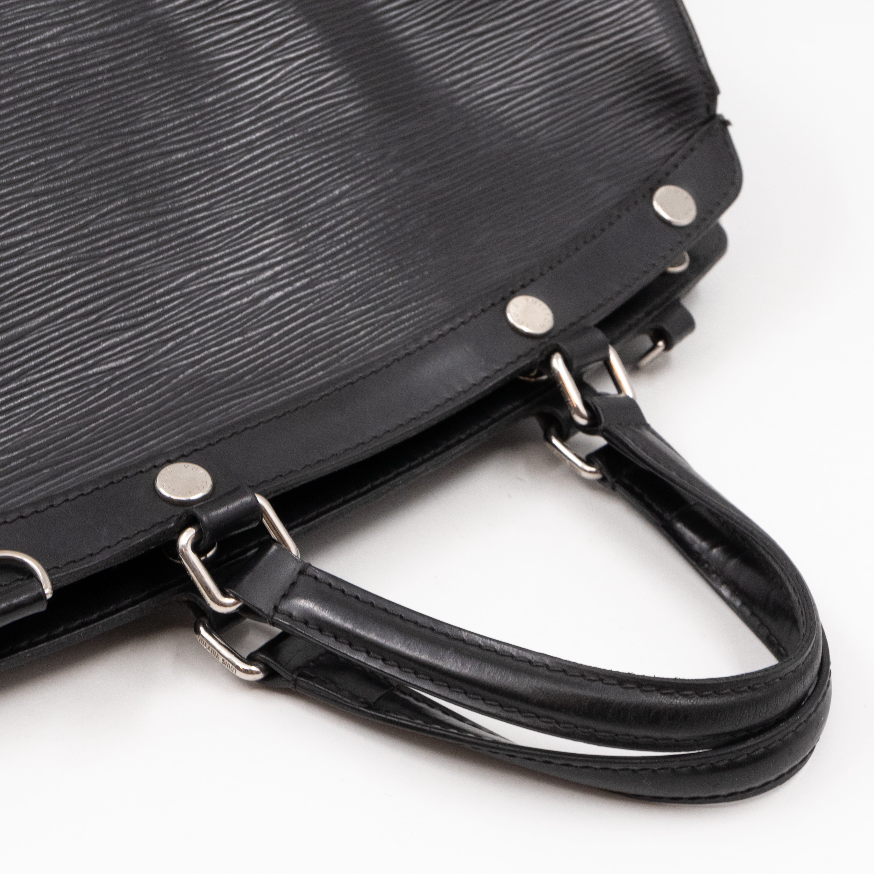 Brea MM Black Epi Leather with Rouge Silver Charm