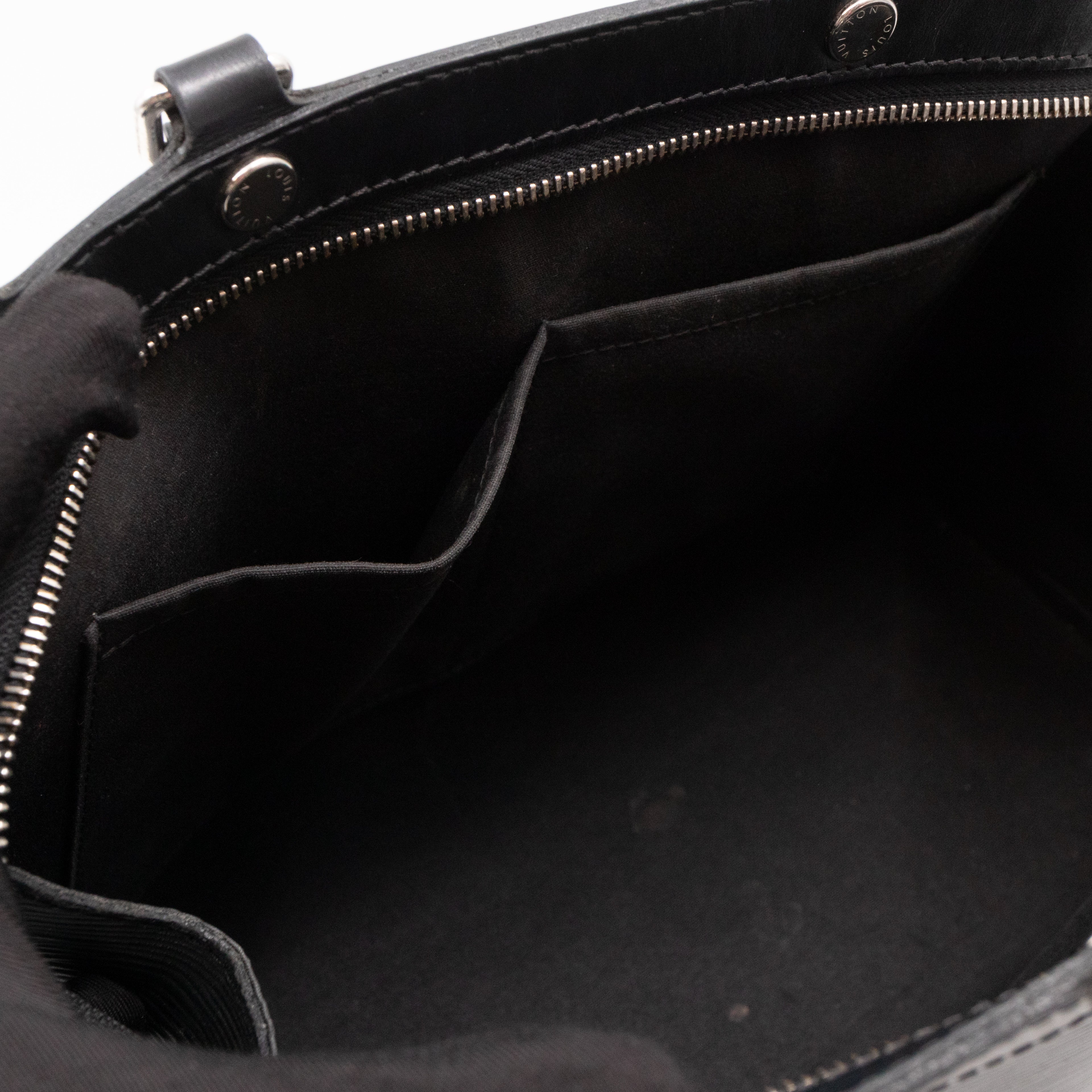 Brea MM Black Epi Leather with Rouge Silver Charm