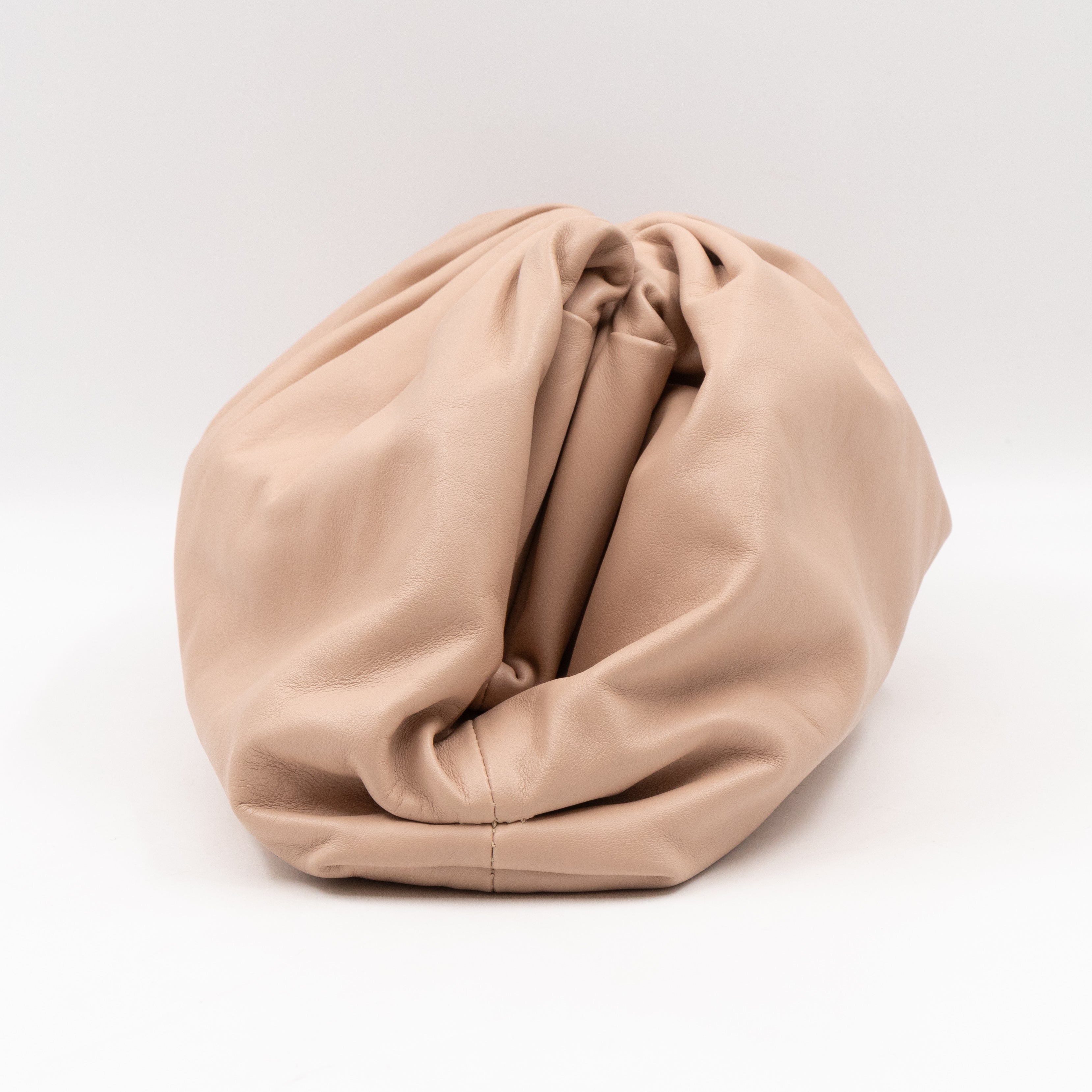 The Pouch Smooth Leather Almond Beige