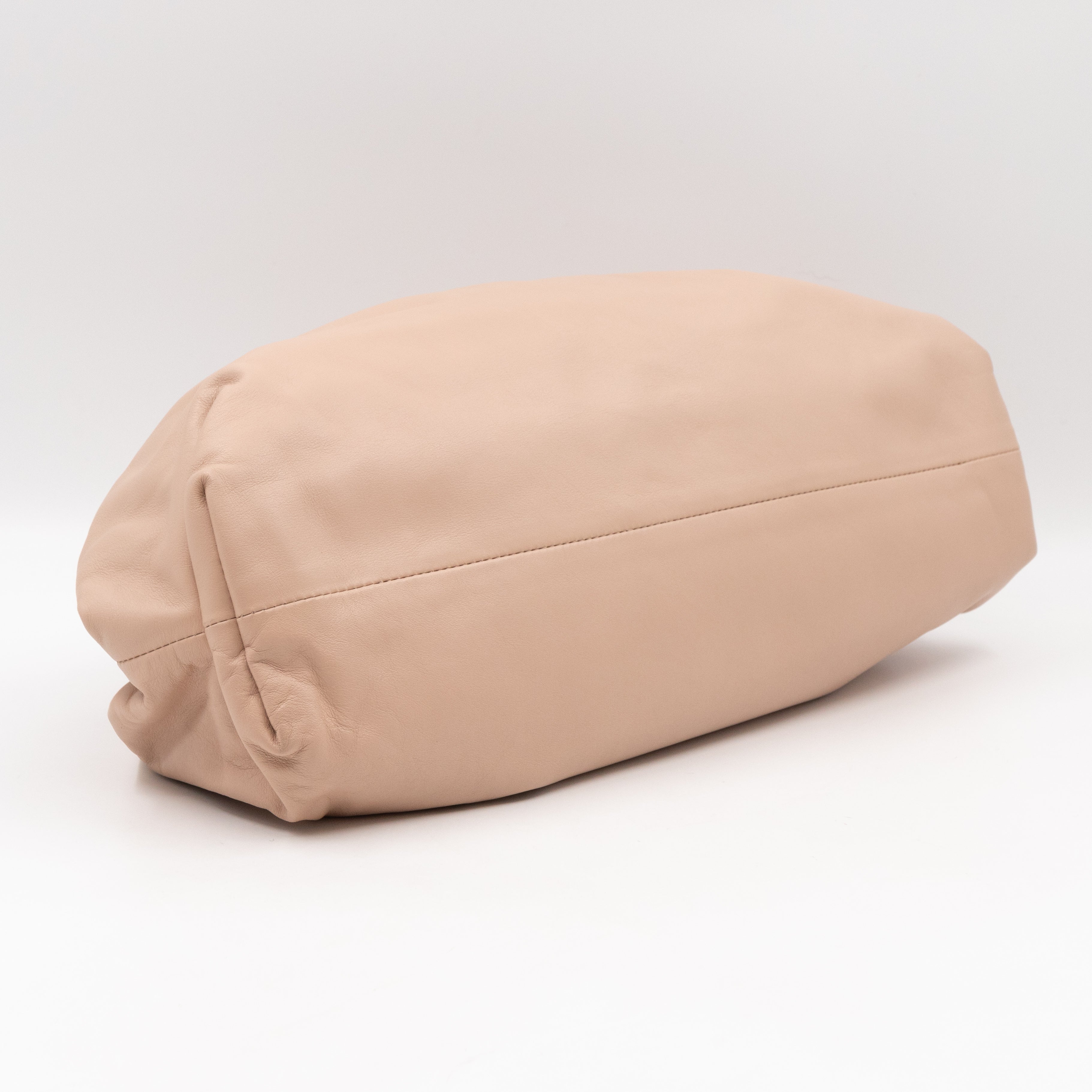 The Pouch Smooth Leather Almond Beige
