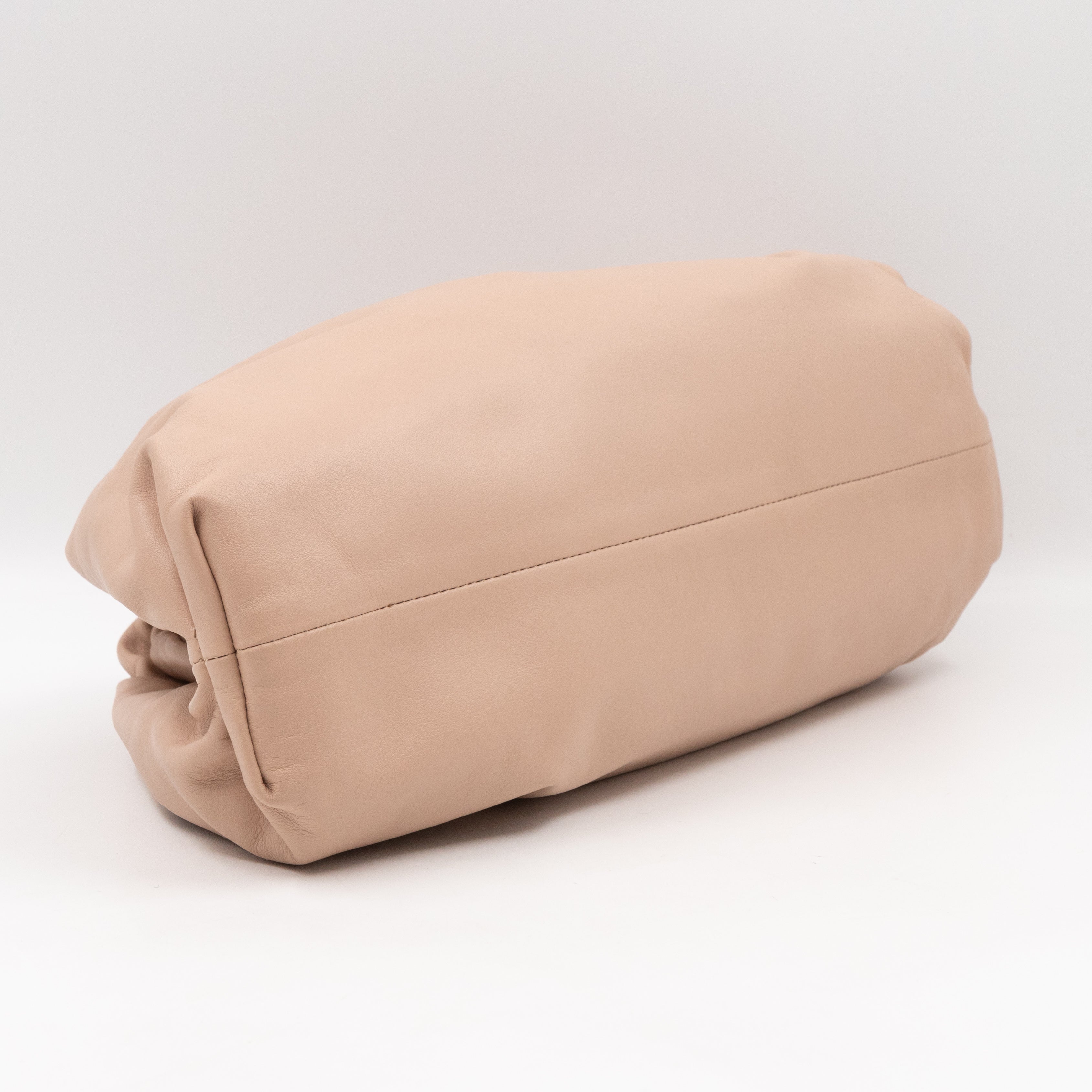 The Pouch Smooth Leather Almond Beige