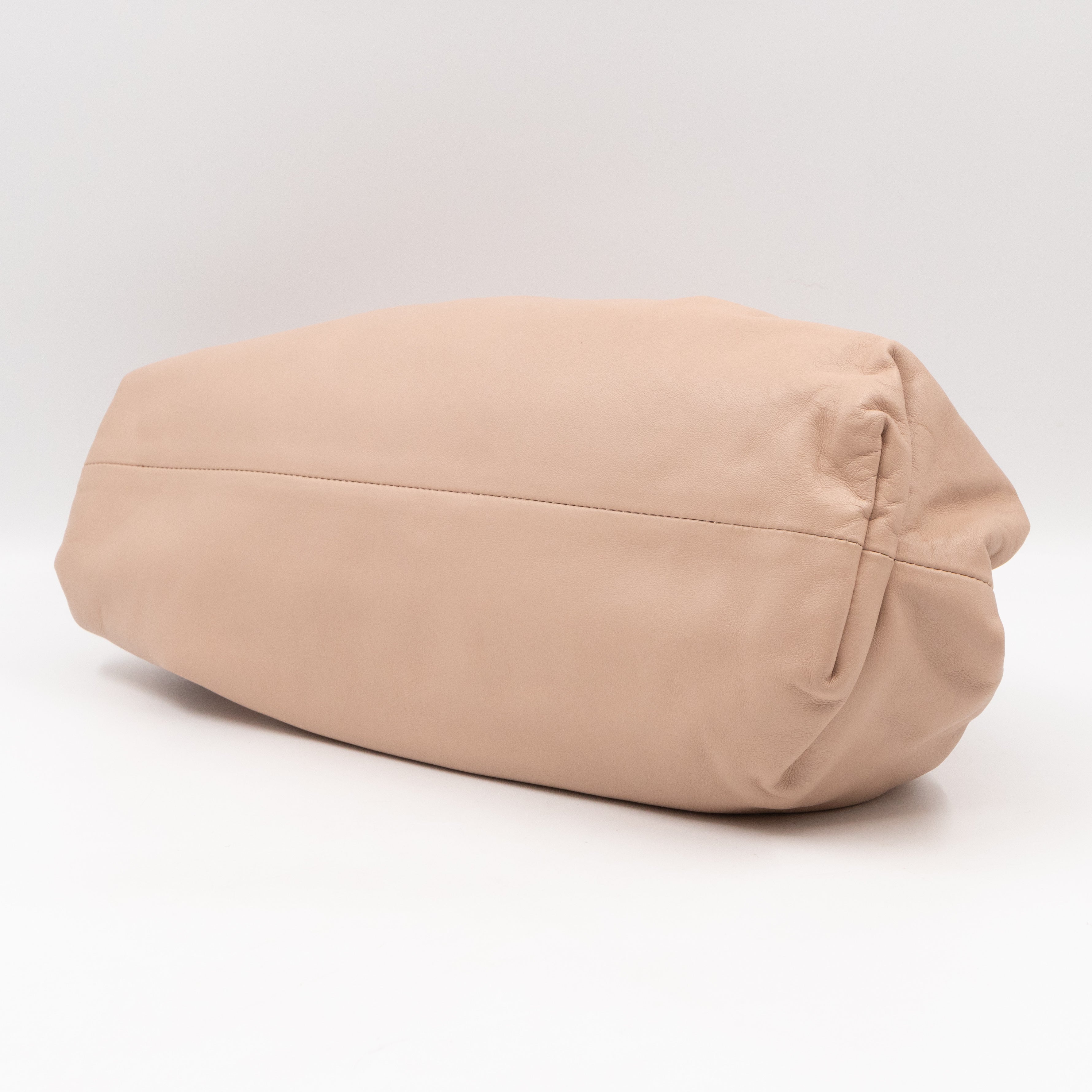 The Pouch Smooth Leather Almond Beige