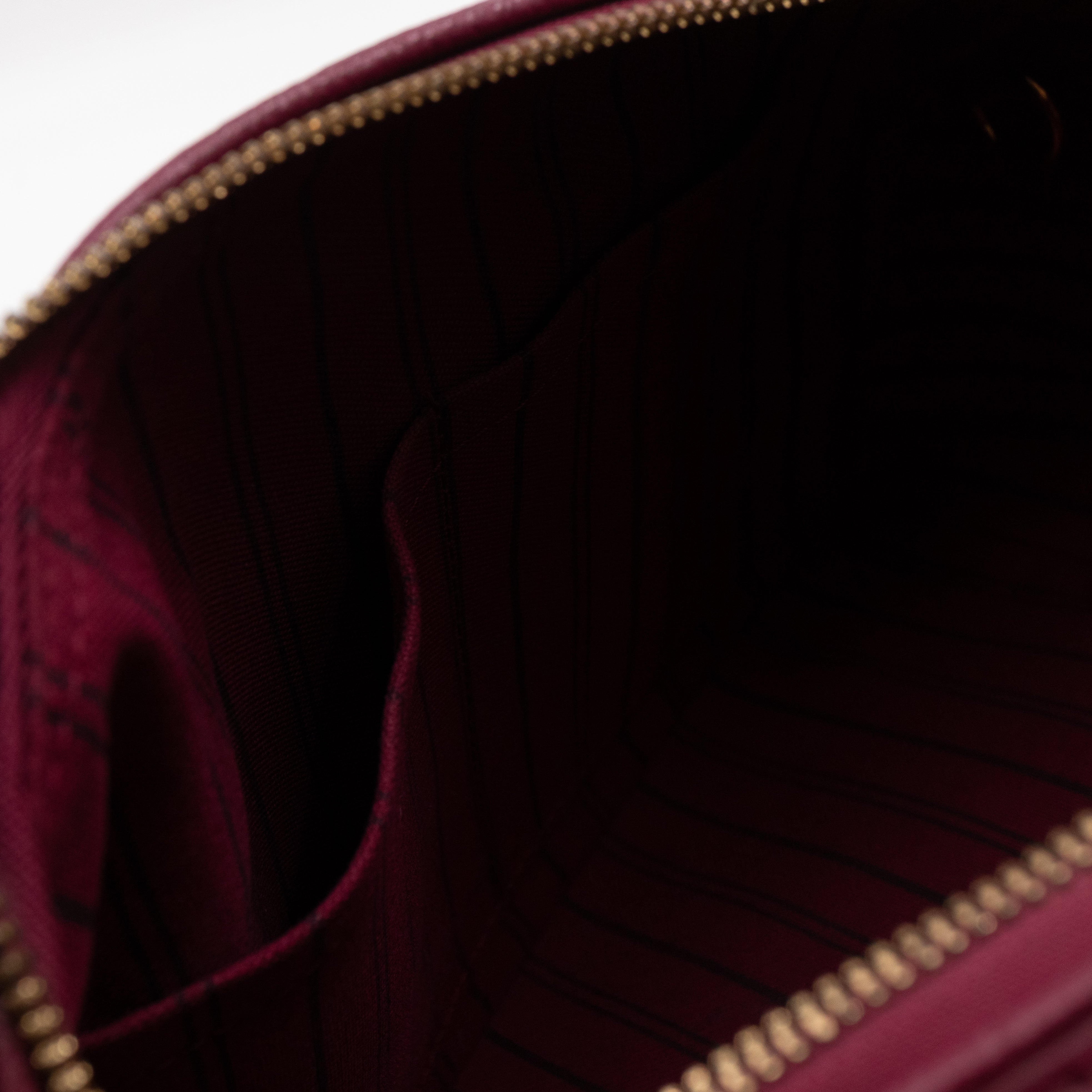 Speedy 25 Bandouliere Monogram Empreinte Burgundy Gold