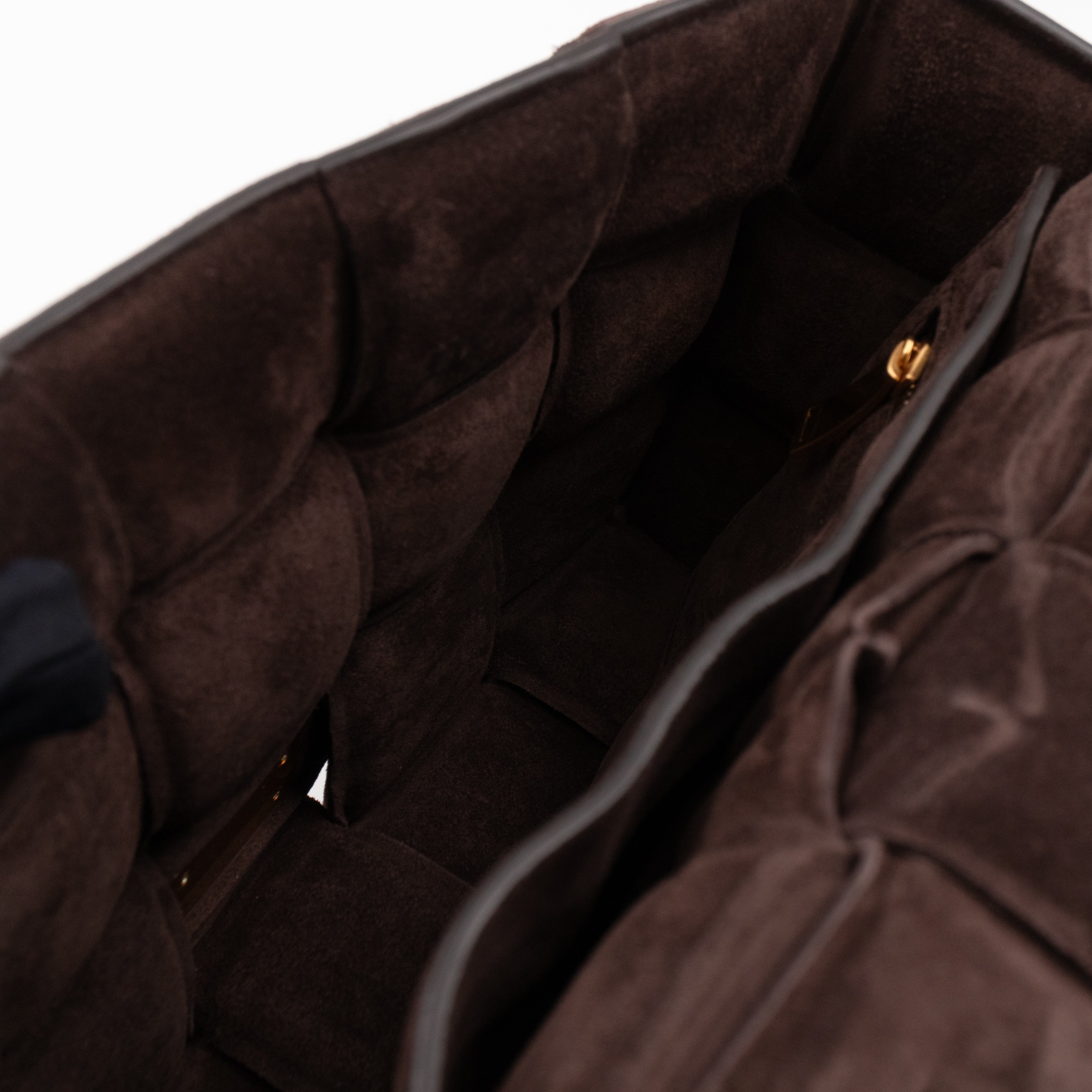 Chain Cassette Bag Brown Suede & Gold