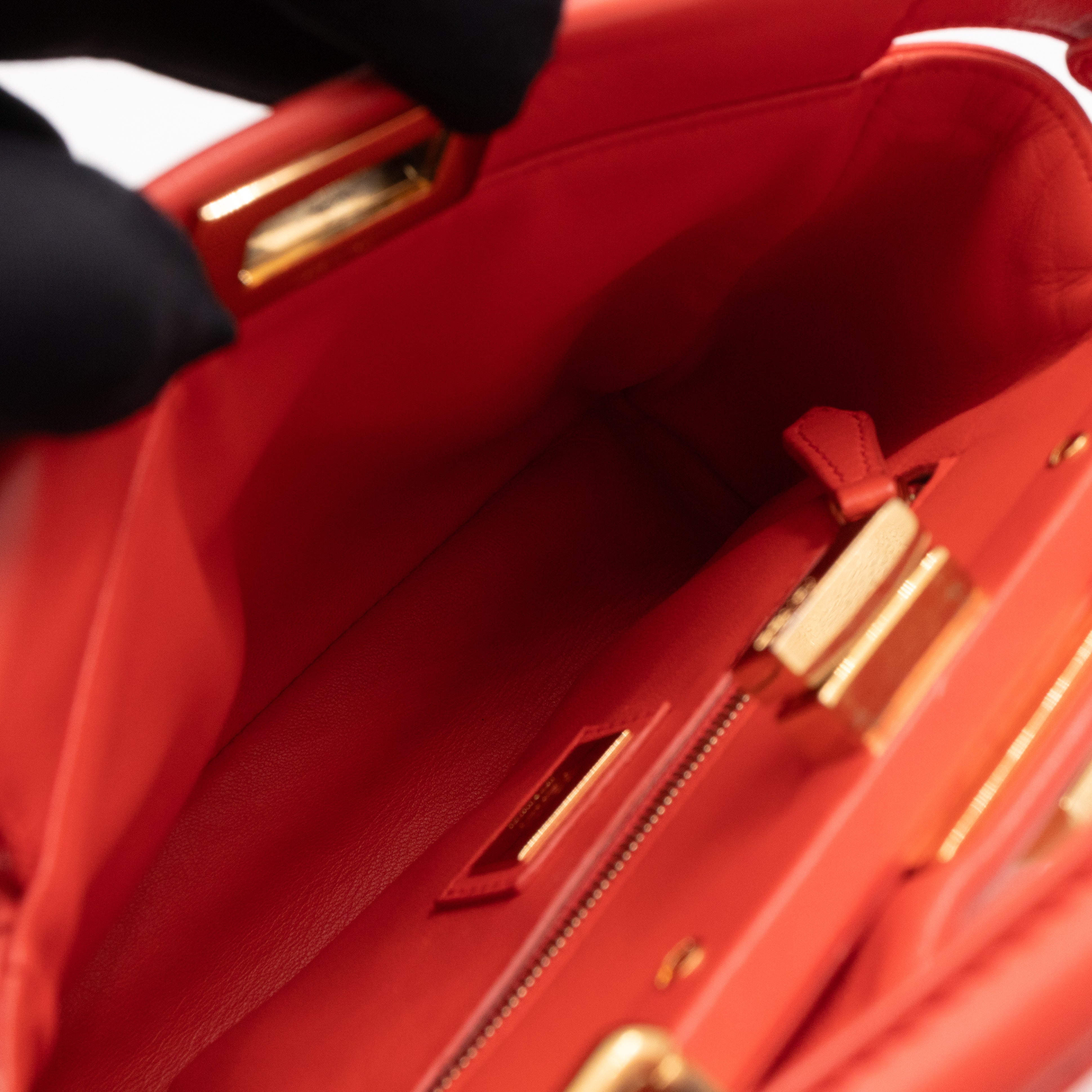 Peekaboo Mini Azalea Leather