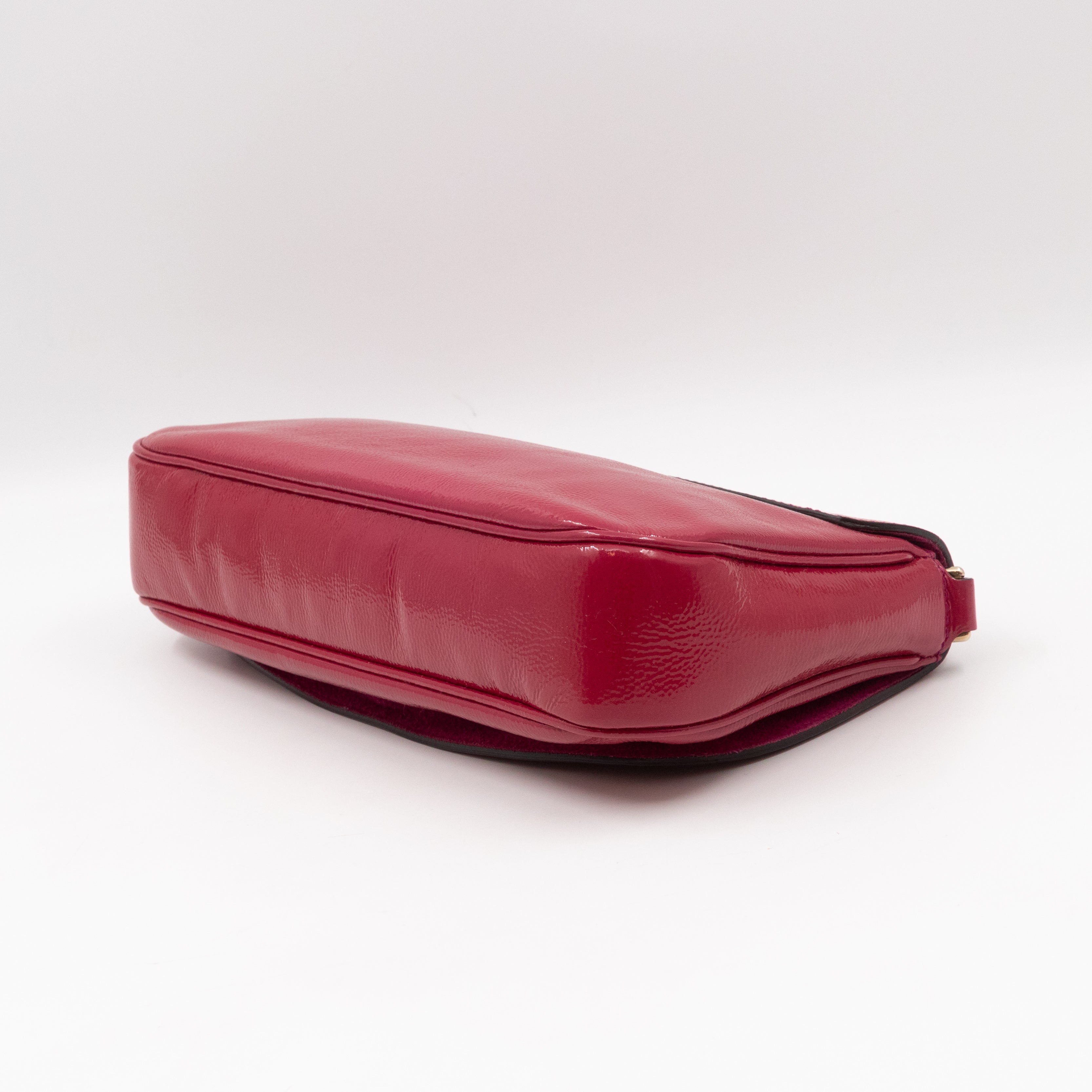Soho Medium Flap Chain Bag Fuchsia Patent Leather