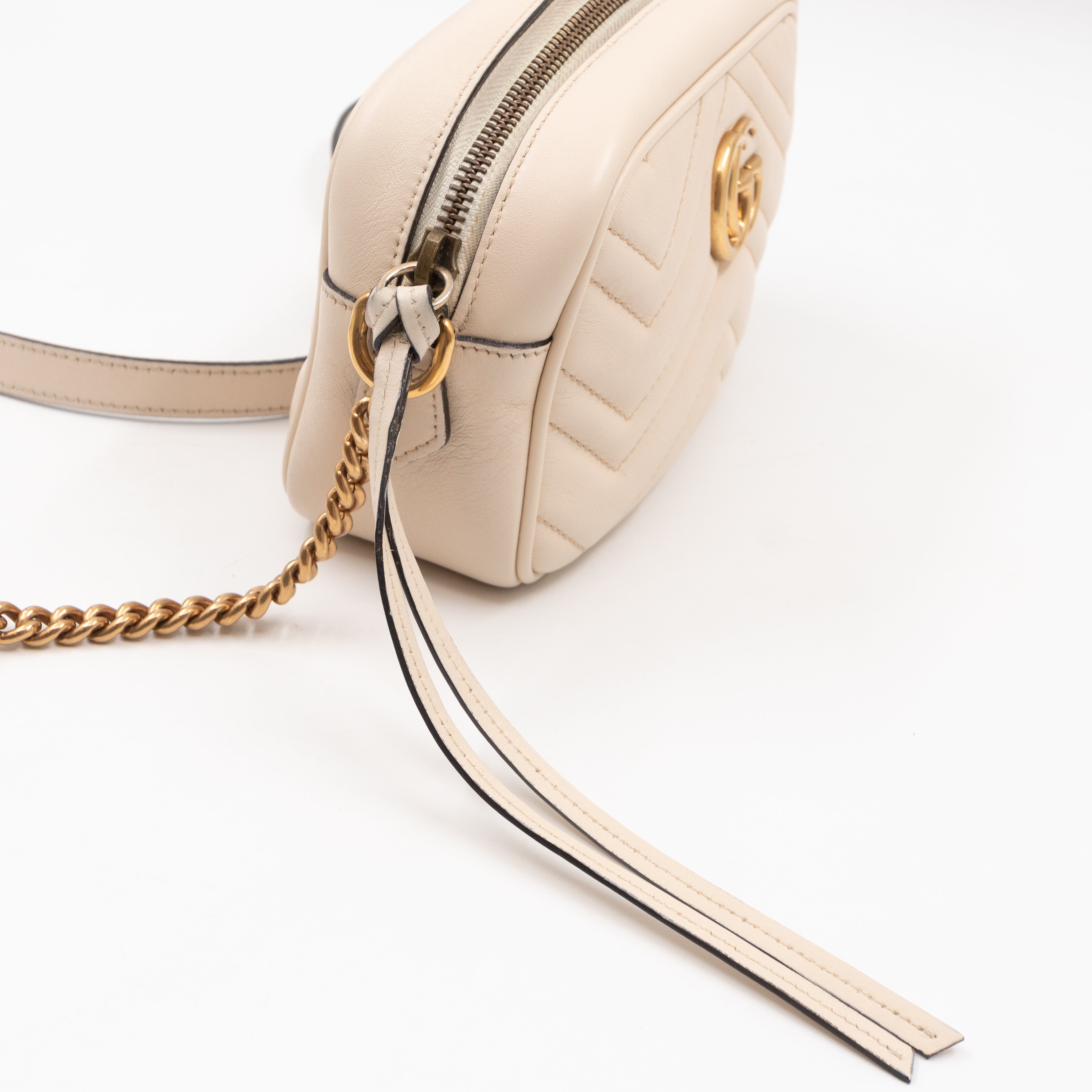 GG Marmont Matelassé Mini Cream Leather Bag