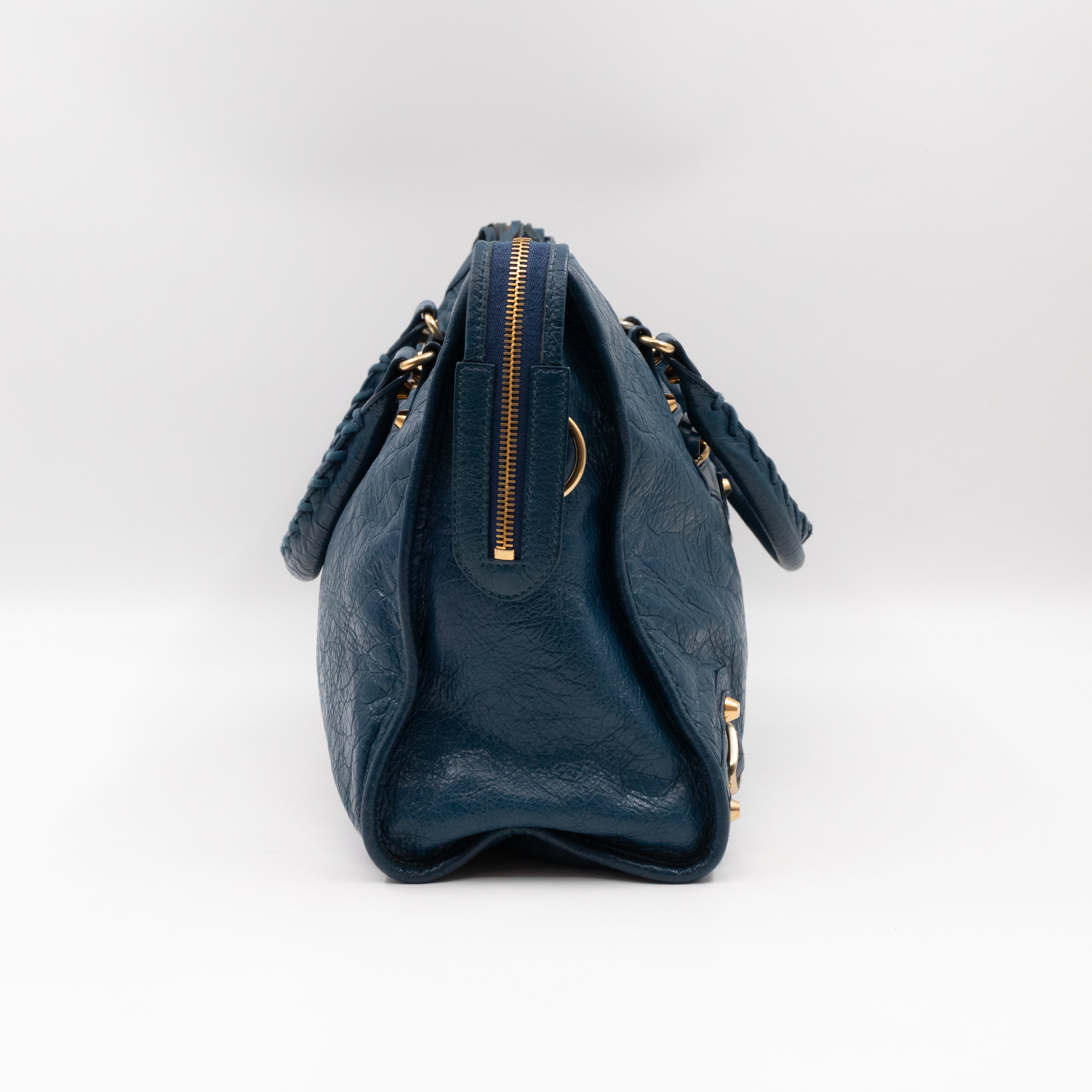 Classic City Blue Profond Leather