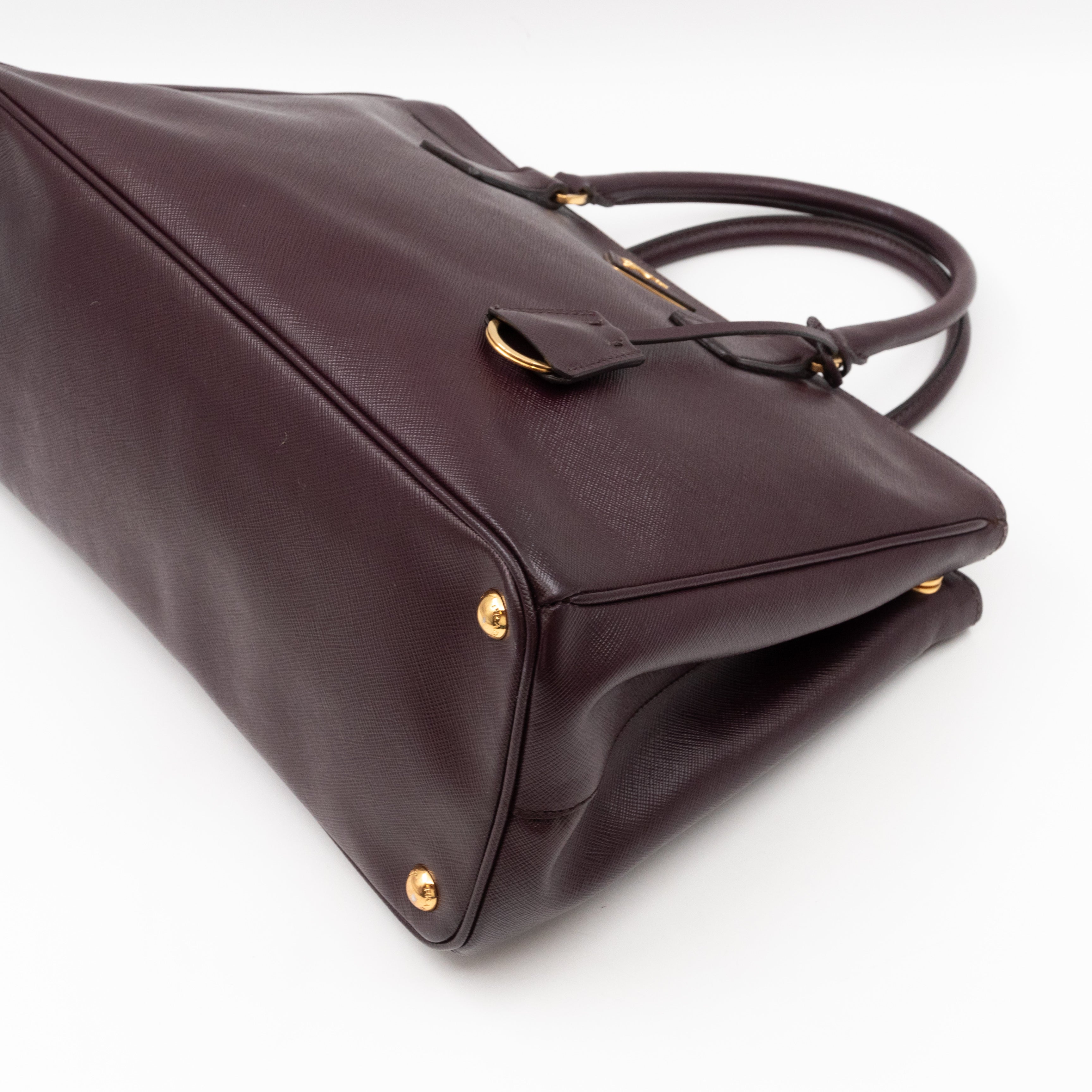 Galleria Large Double Zip Burgundy Saffiano Leather