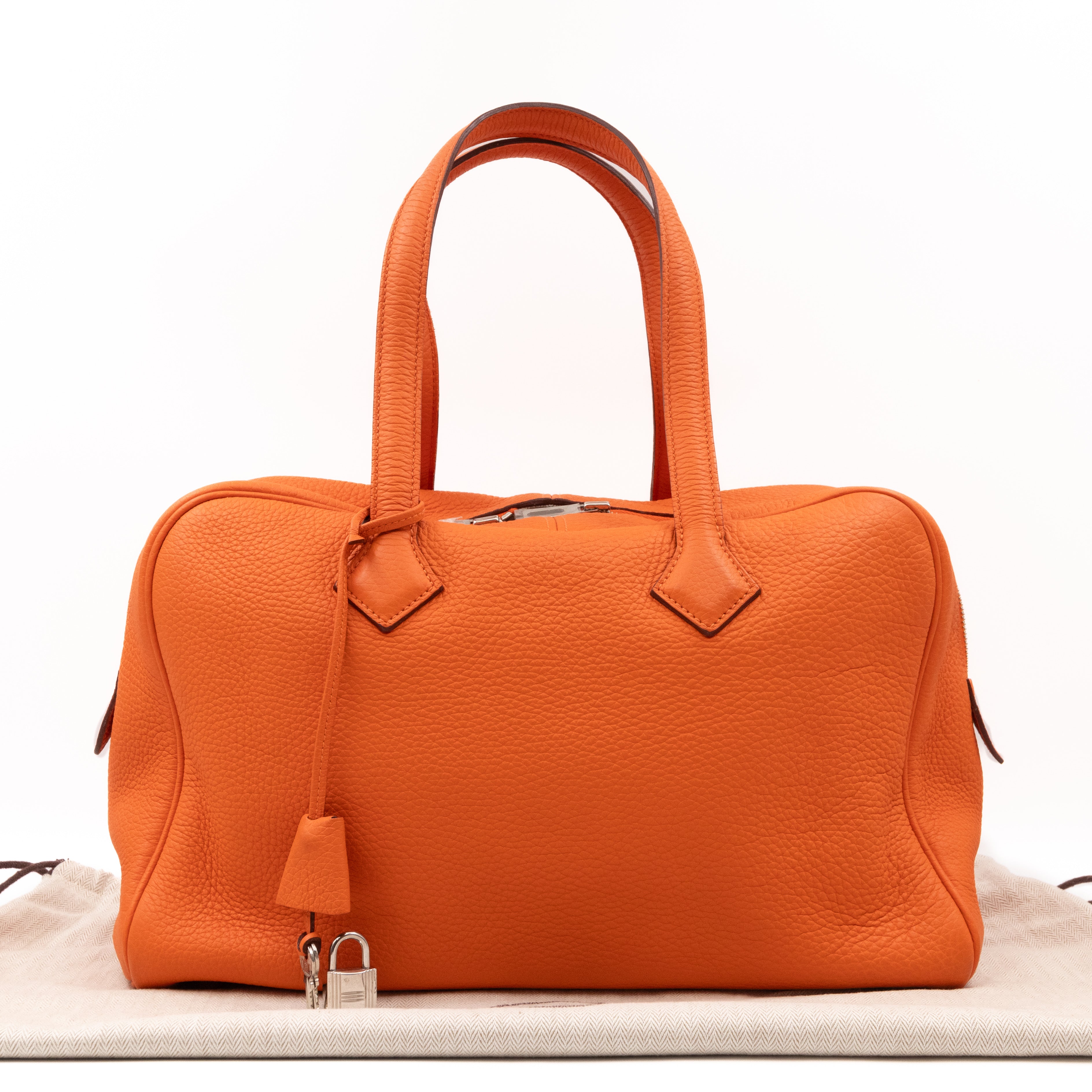 Victoria II 35 Orange Leather