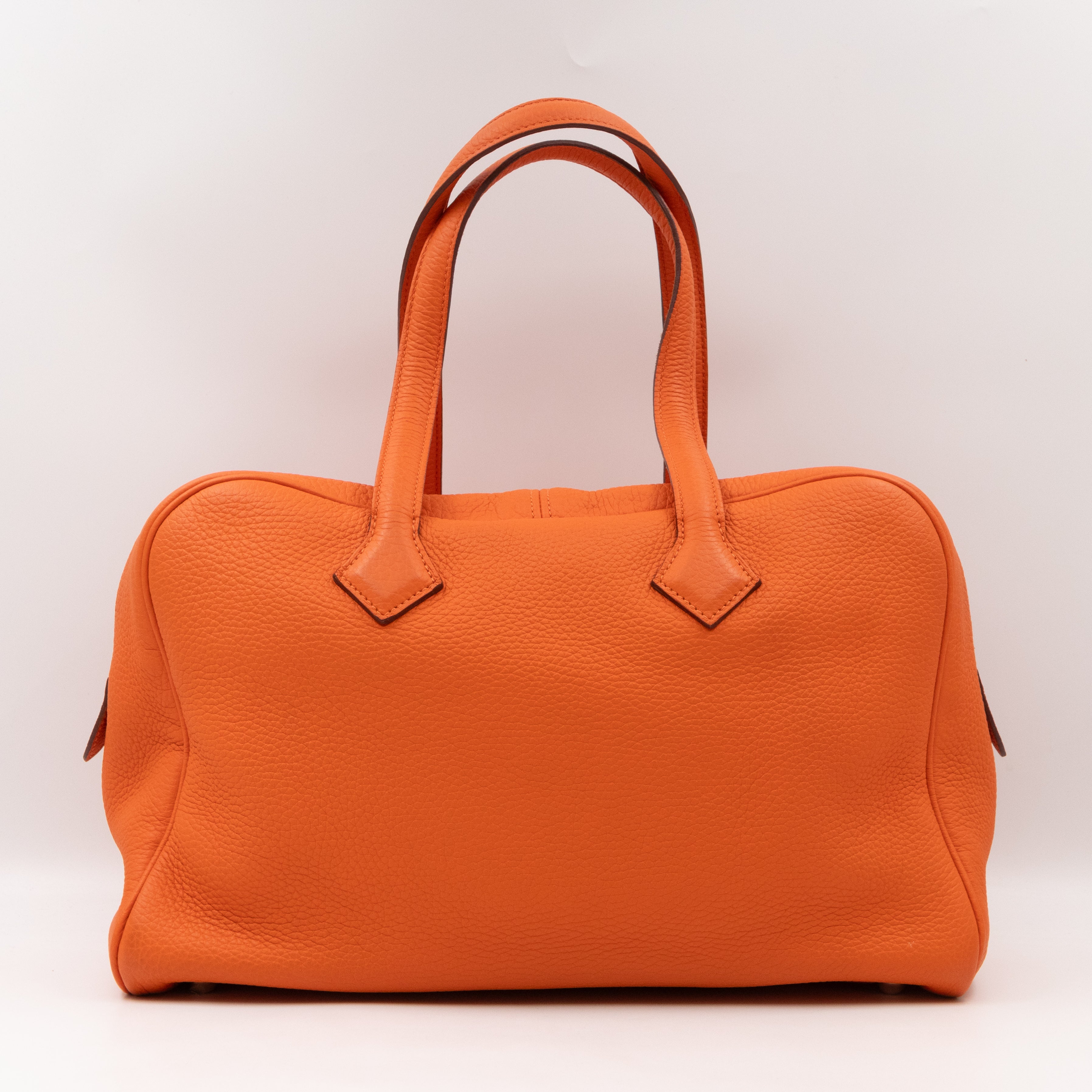 Victoria II 35 Orange Leather