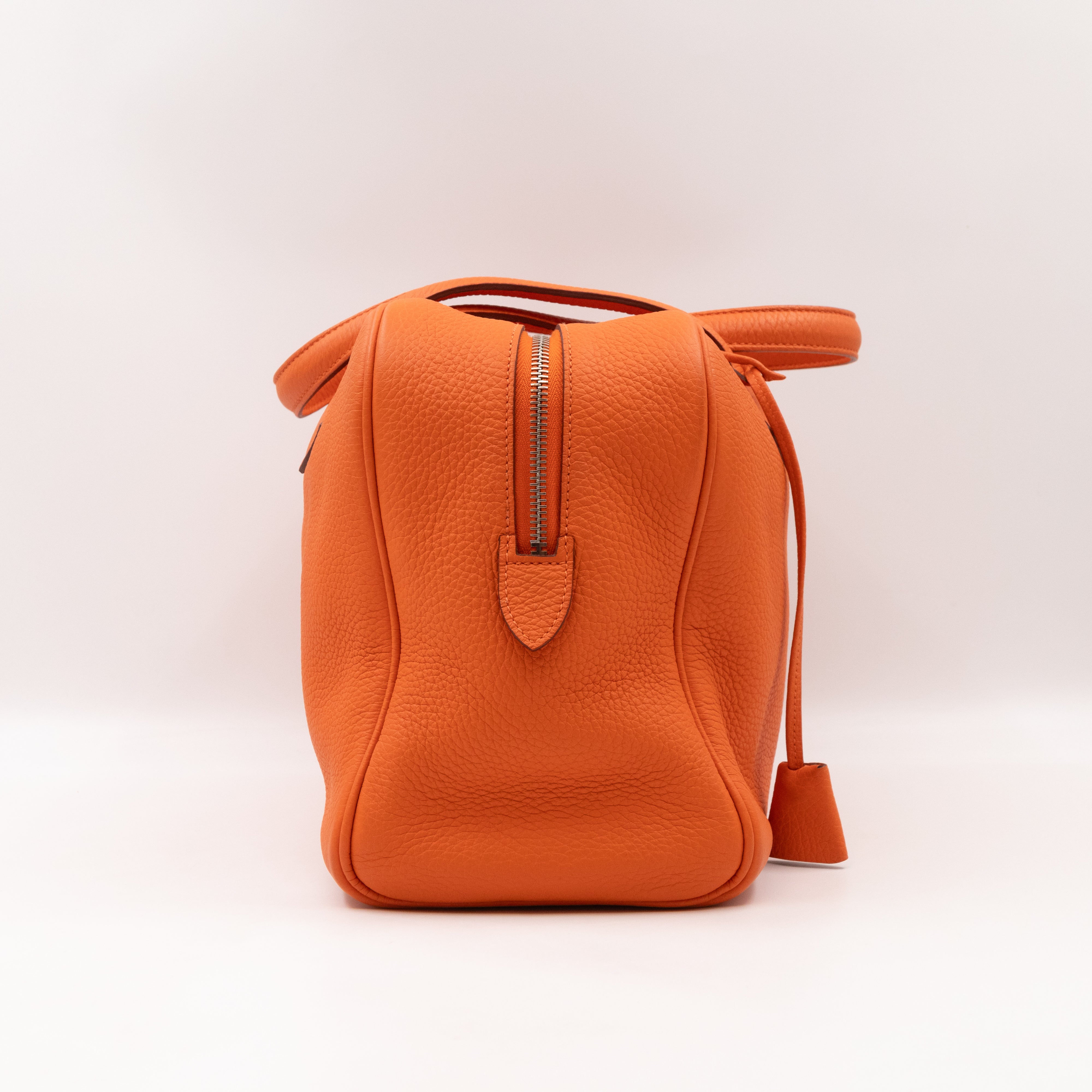 Victoria II 35 Orange Leather