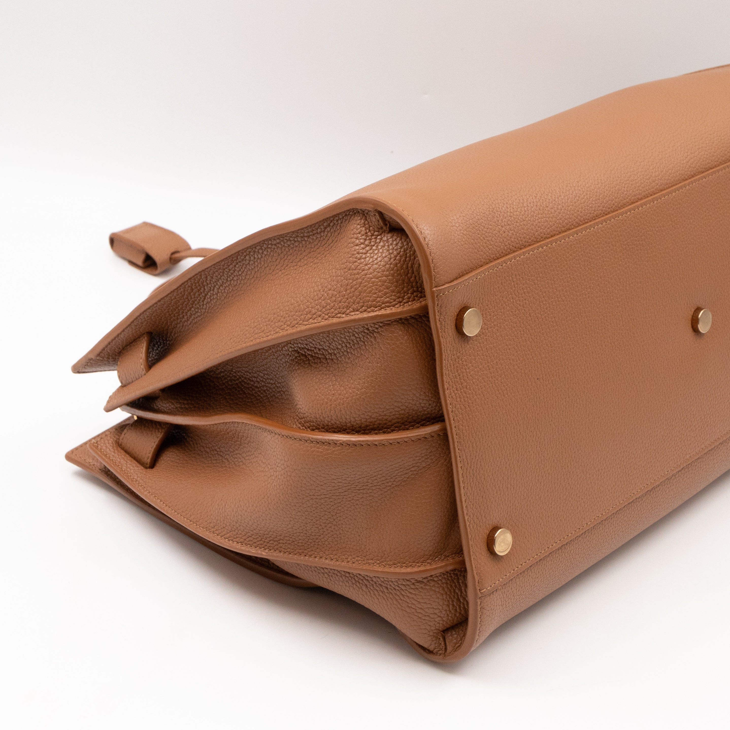 Sac de Jour Medium Cinnamon Supple Grained Leather