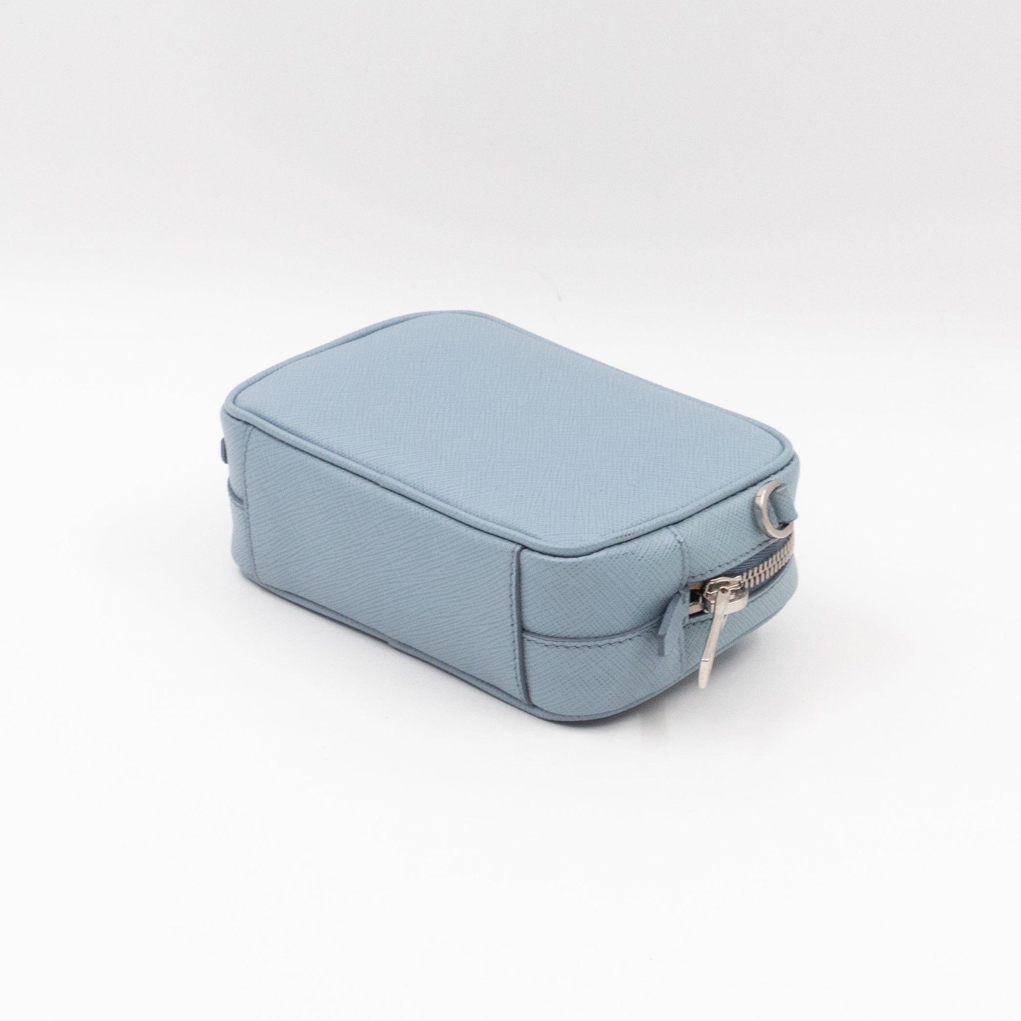 Bow Camera Bag Light Blue Leather