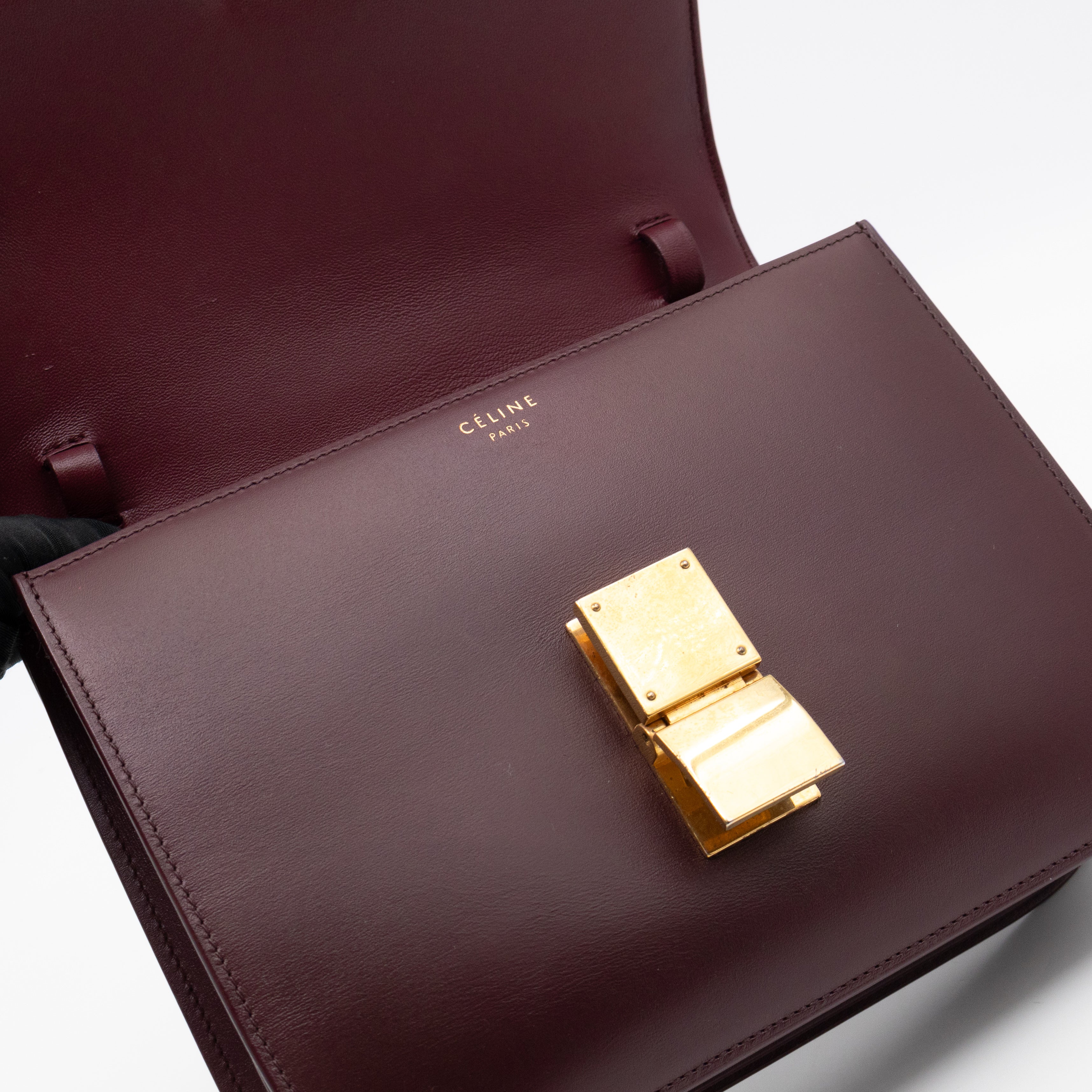 Classic Box Medium Burgundy Leather