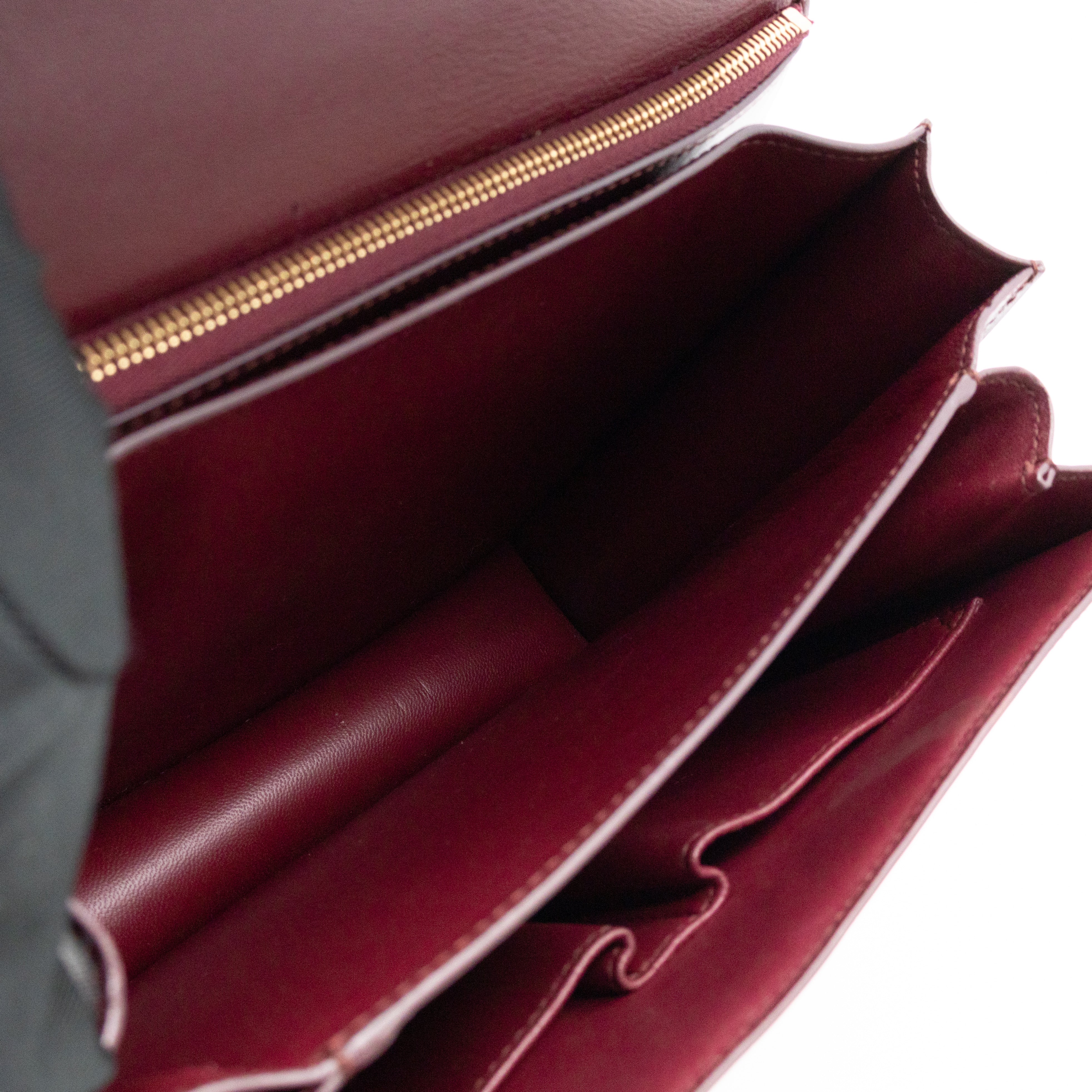 Classic Box Medium Burgundy Leather