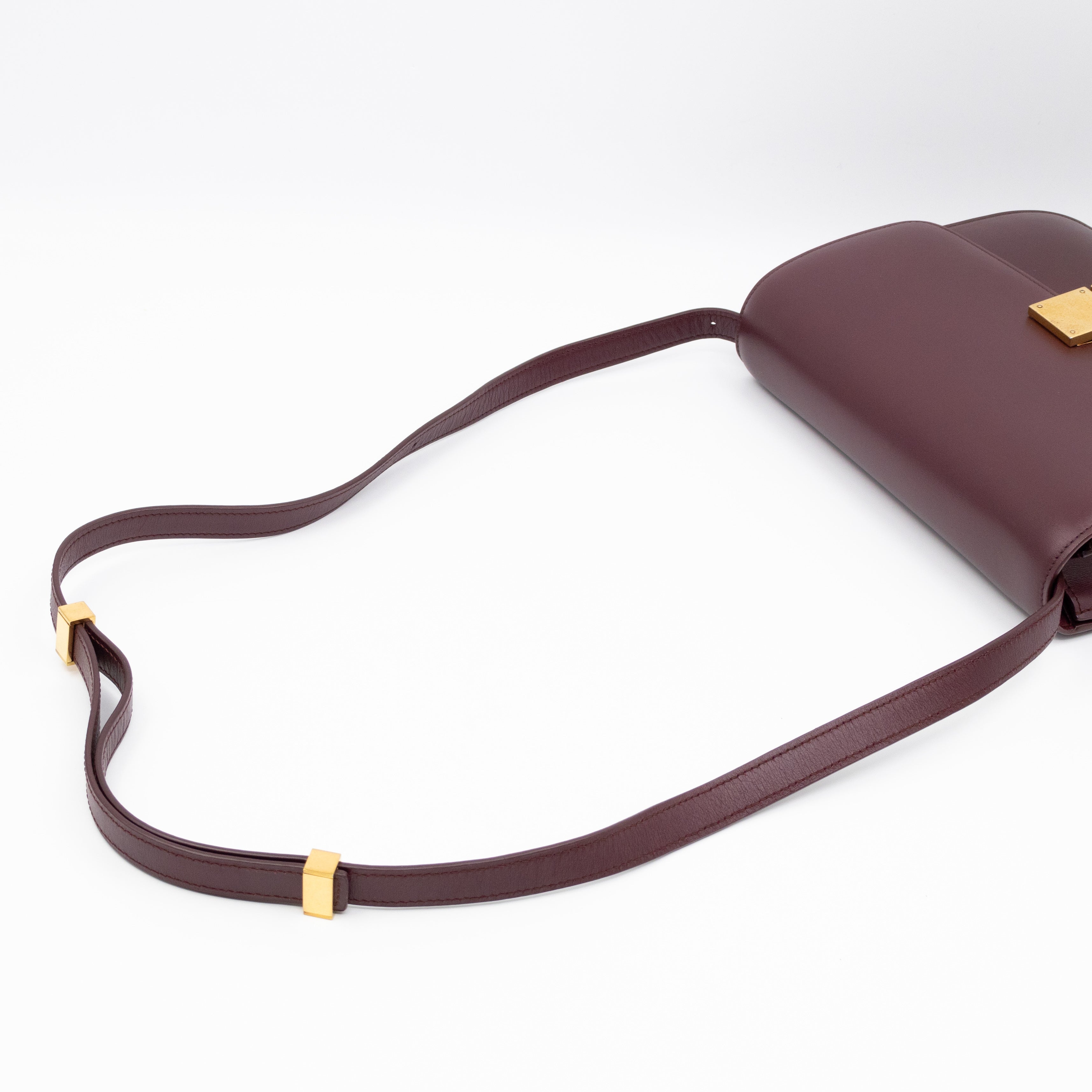 Classic Box Medium Burgundy Leather