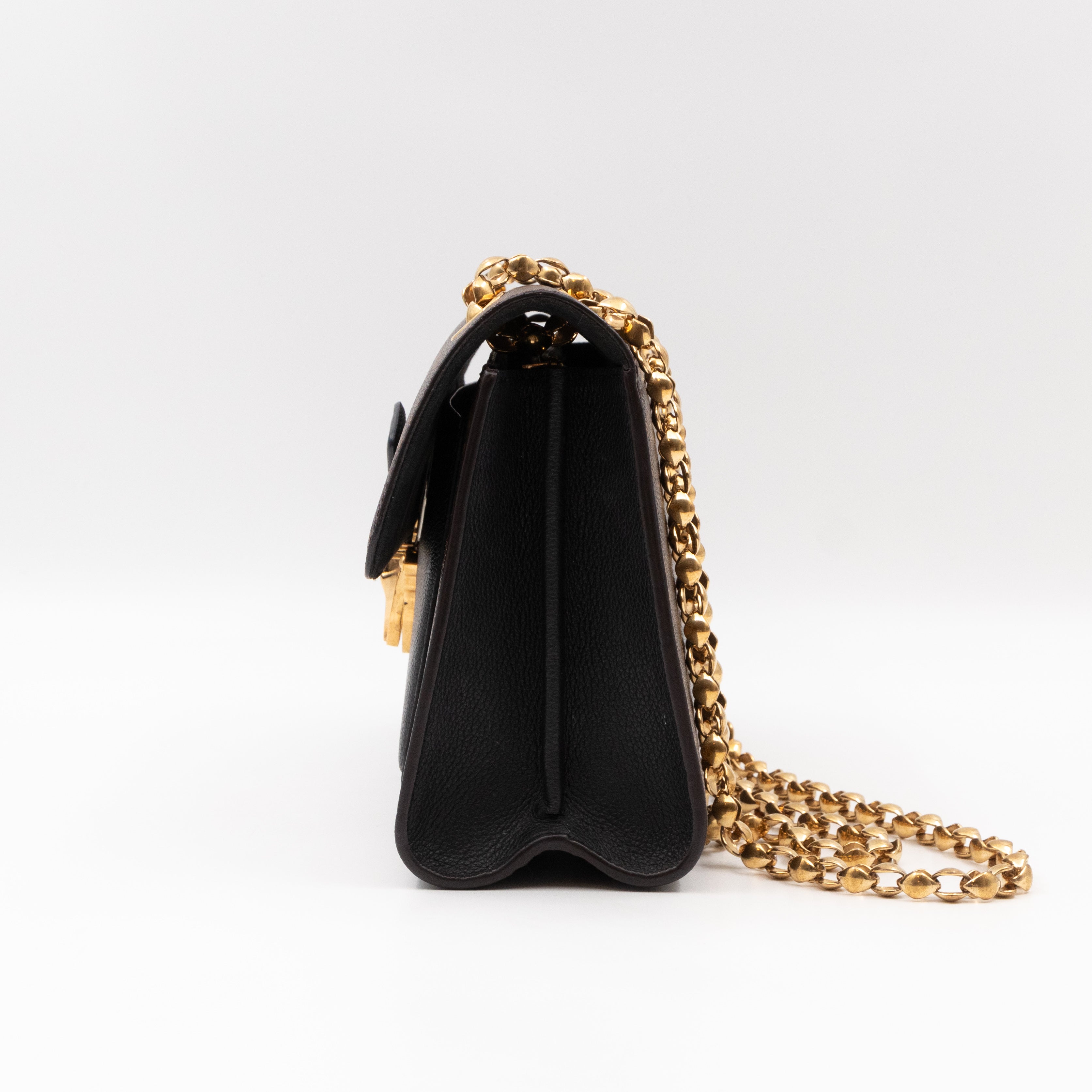 Victoire Monogram Black