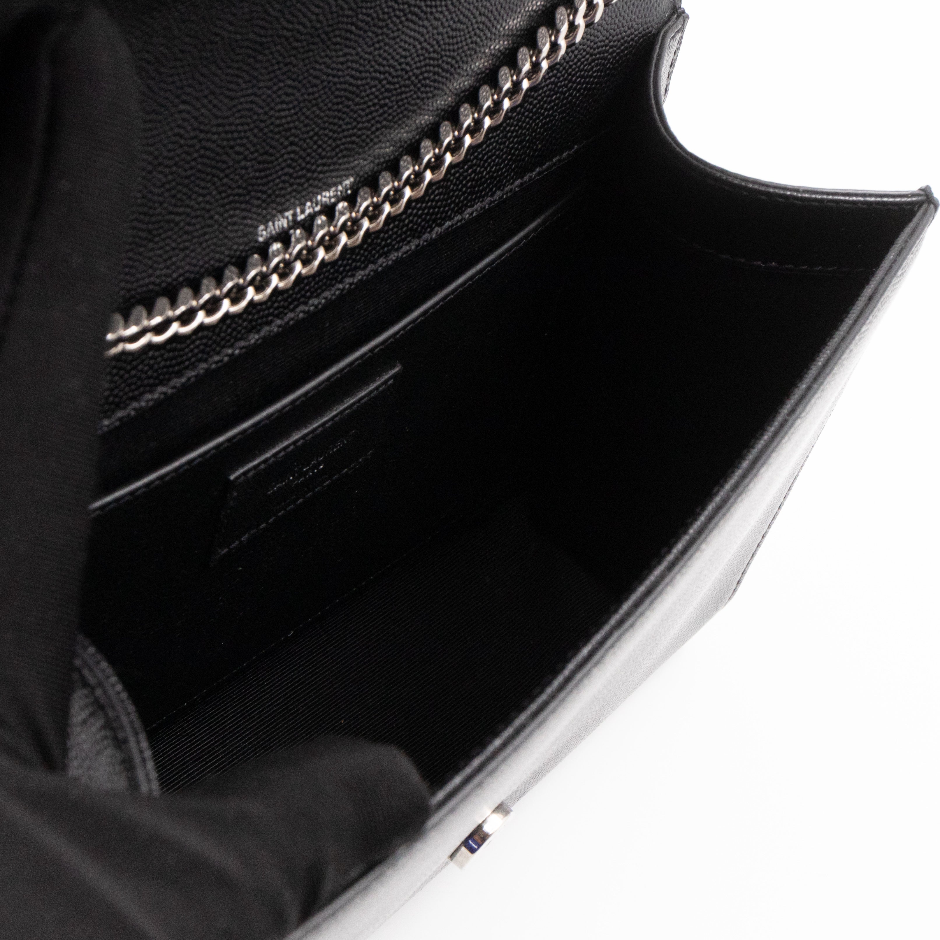 Kate Medium Tassel Black Grained Leather Silver