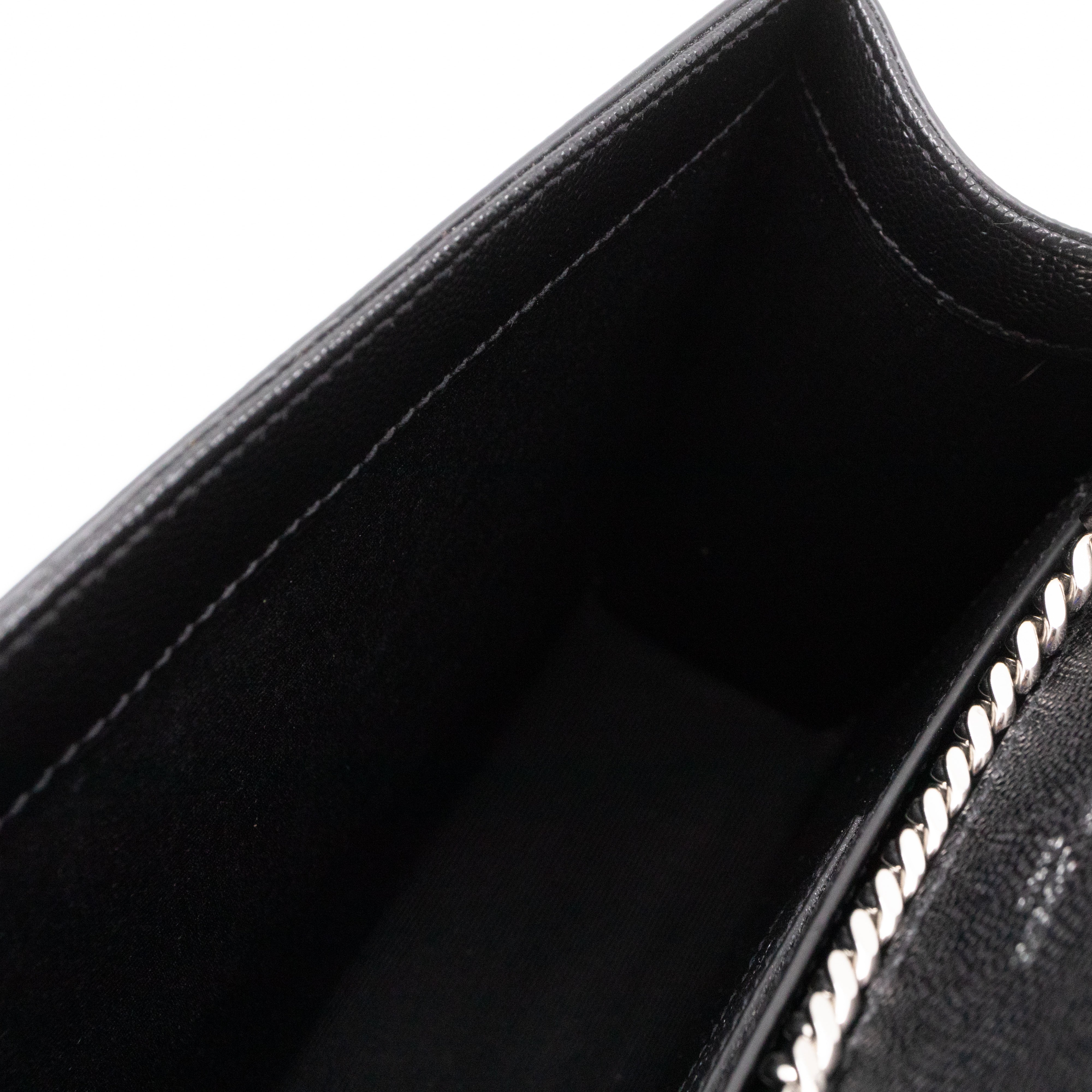 Kate Medium Tassel Black Grained Leather Silver