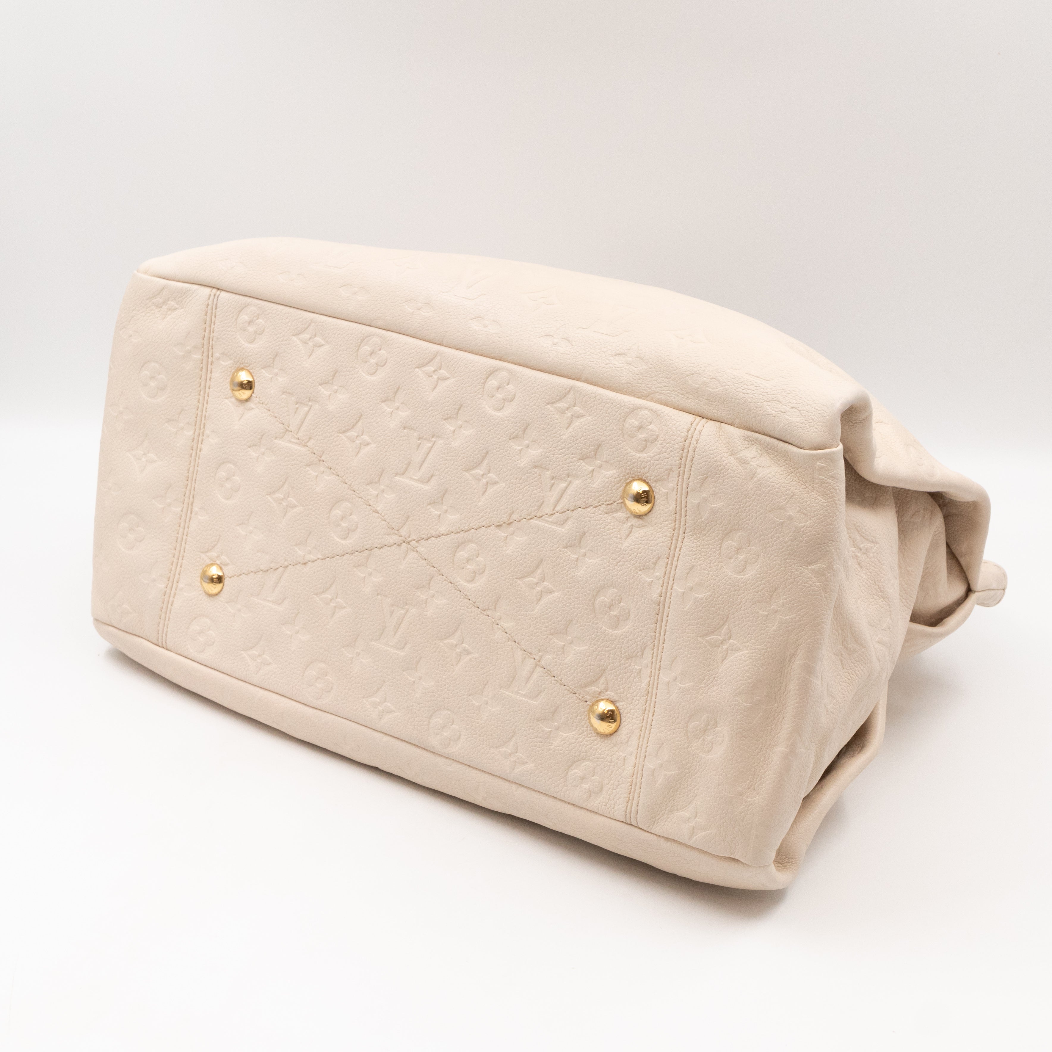 Artsy MM Monogram Empreinte White