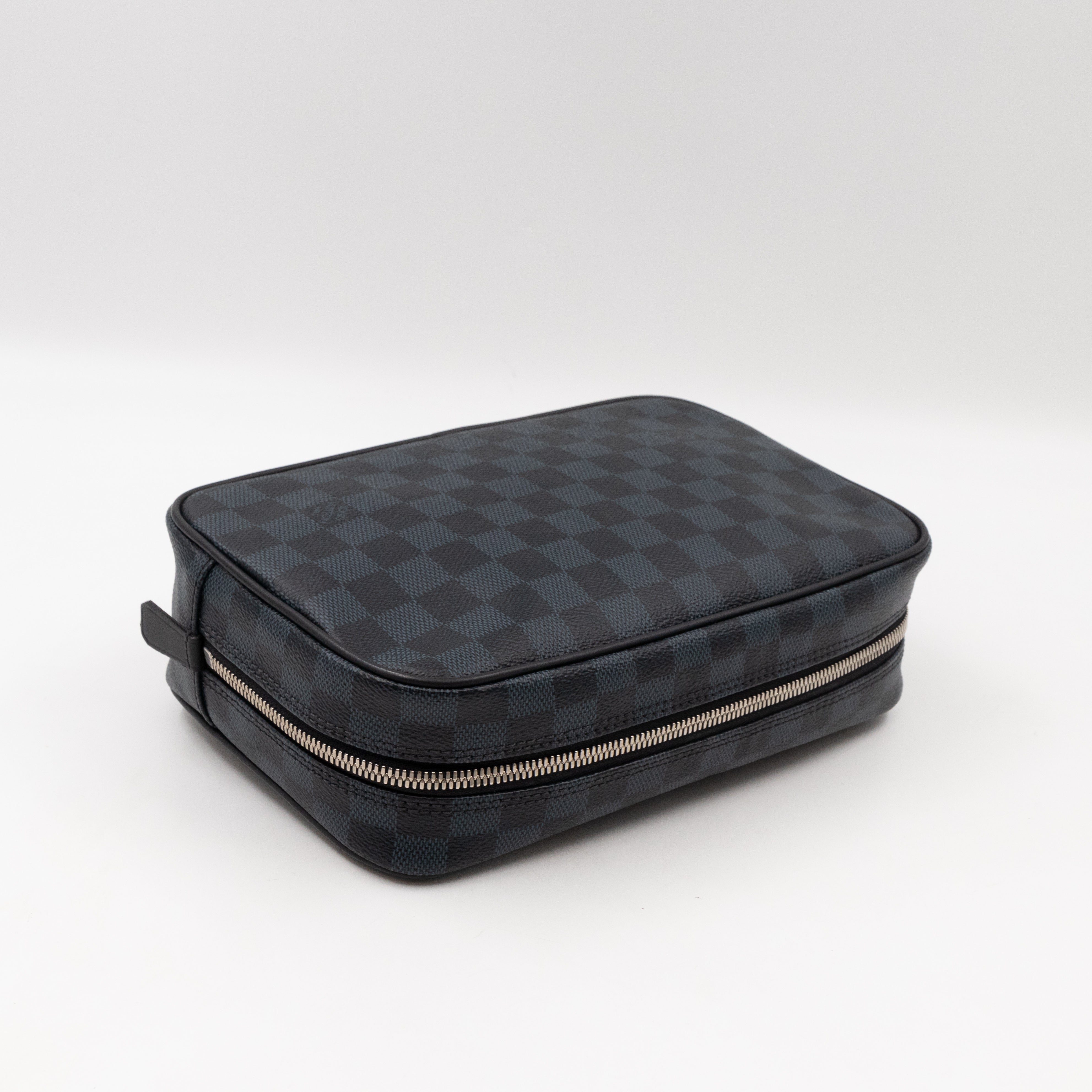 Toilet Pouch GM Damier Cobalt